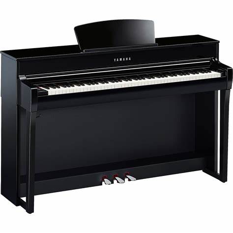 Yamaha Clavinova CLP-735 Polished Ebony