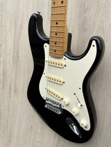 Squier Stratocaster- Made in Japan 1994 – Black w/ Maple Fretboard