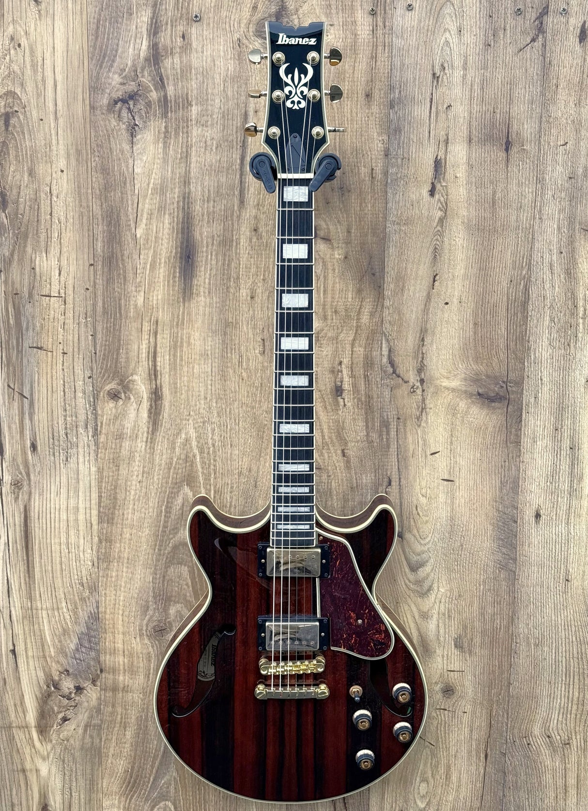 Ibanez AM93ME-NT ArtCore Expressionist Macassar Ebony