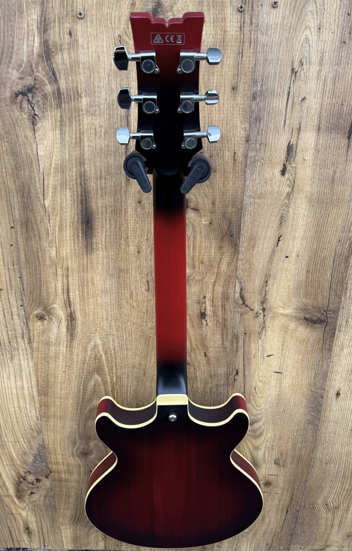 Ibanez AM53-SRF ArtCore Semi-Hollow Sunburst Red Flat