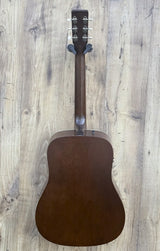 Art & Lutherie Americana Bourbon Burst Q1T