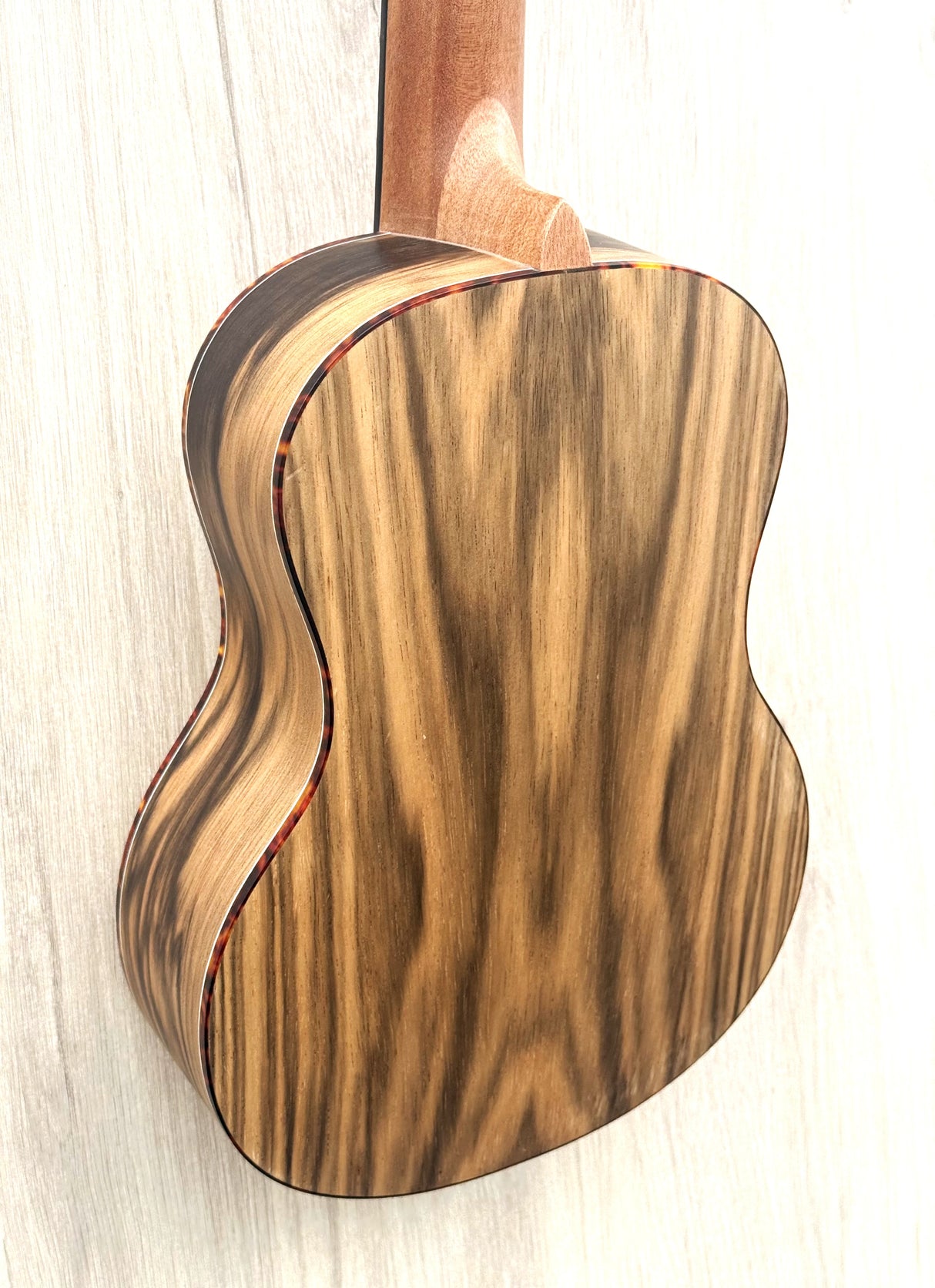 Ashbury AU‑89 TZ Tenor Ukulele