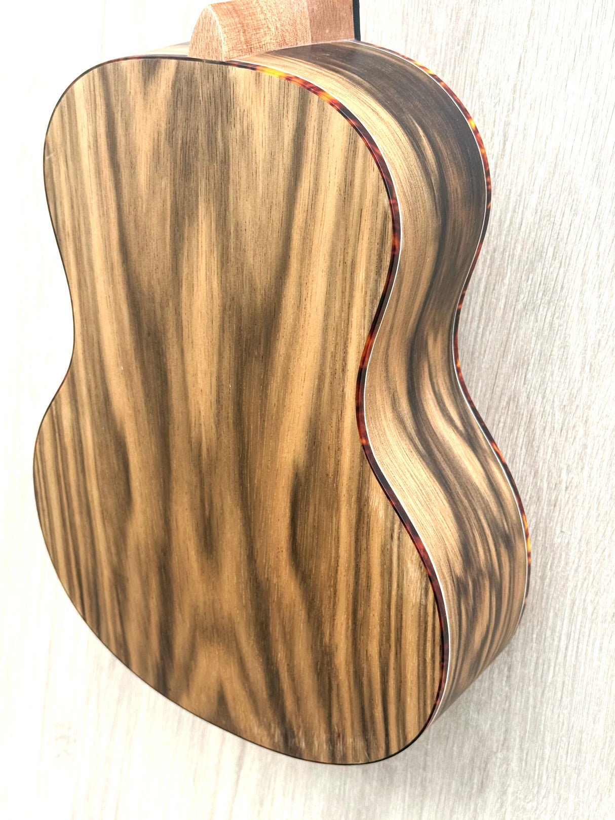 Ashbury AU‑89 TZ Tenor Ukulele