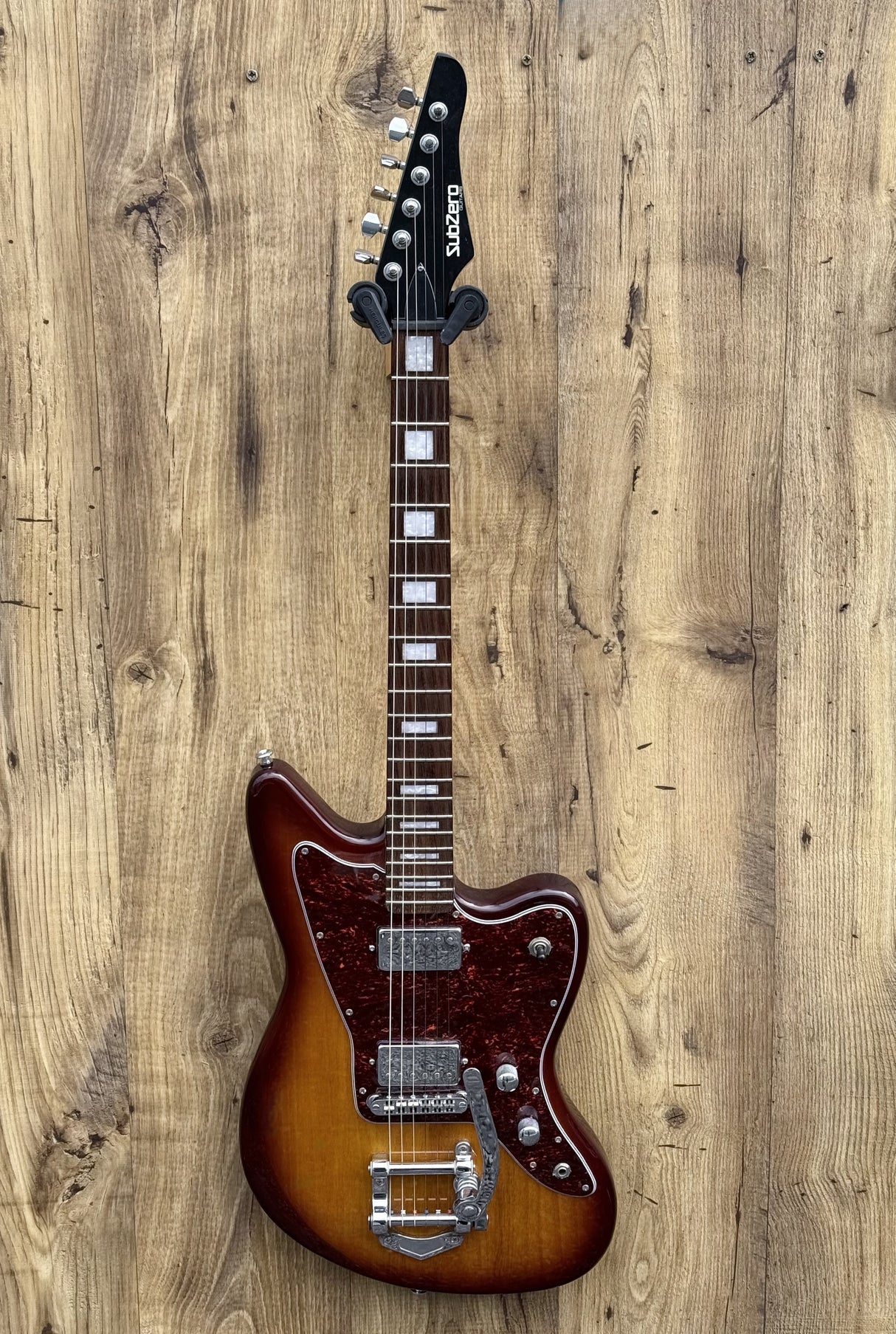SubZero G4M 638 Baritone Electric Guitar Tobacco Sunburst Modified