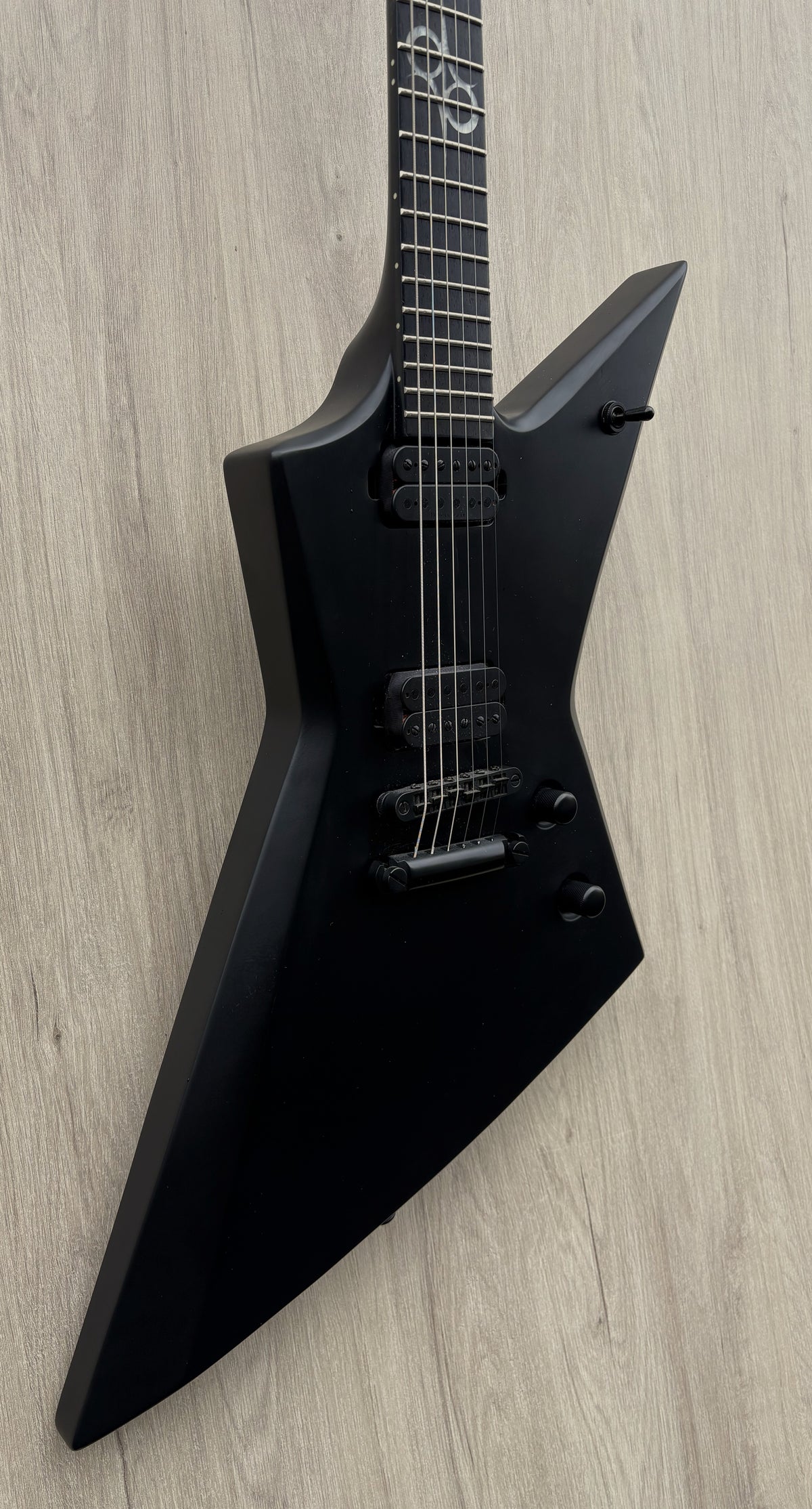 Solar E2.6C Carbon Matte Black 2024