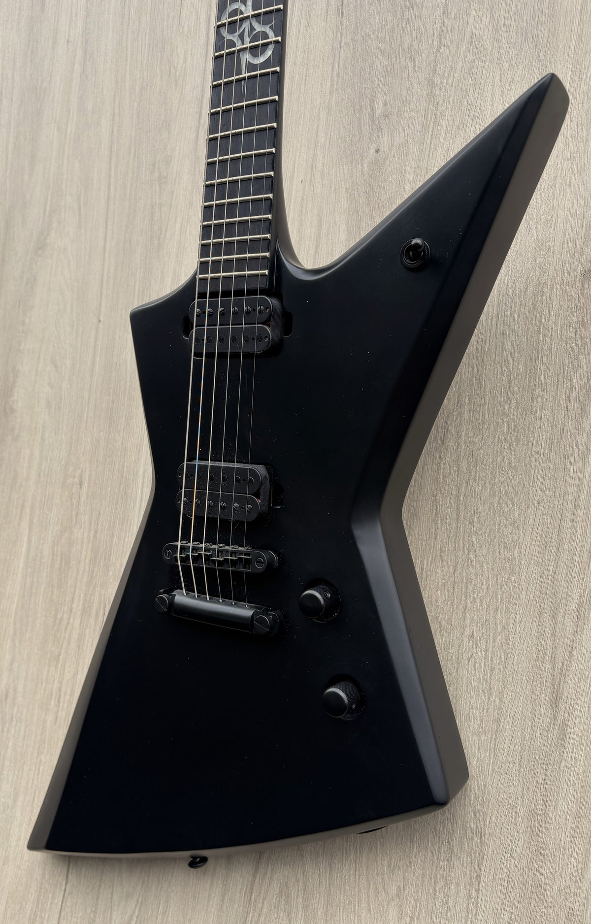 Solar E2.6C Carbon Matte Black 2024