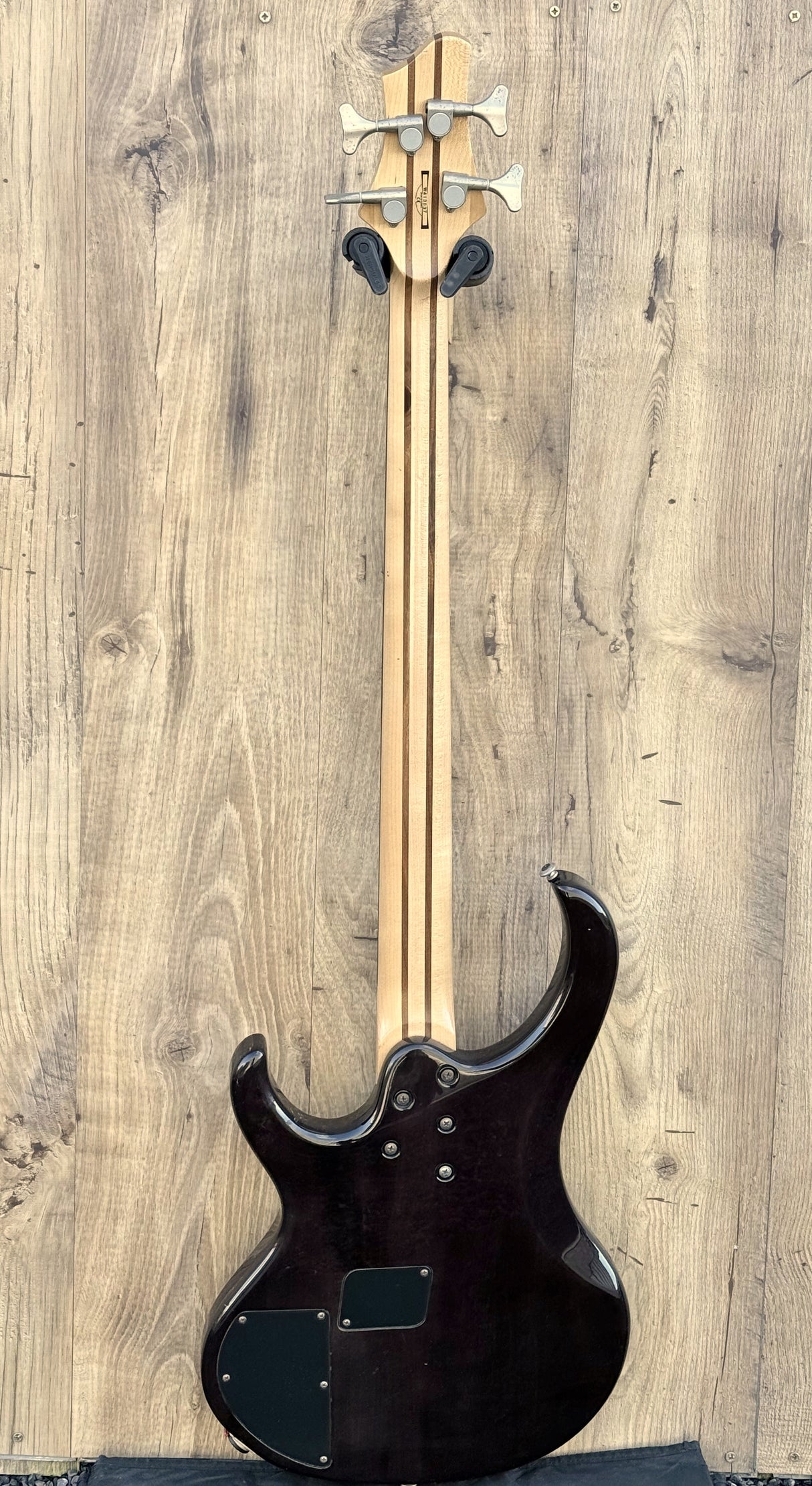 Ibanez BTB400QM Standard Bass Transparent black