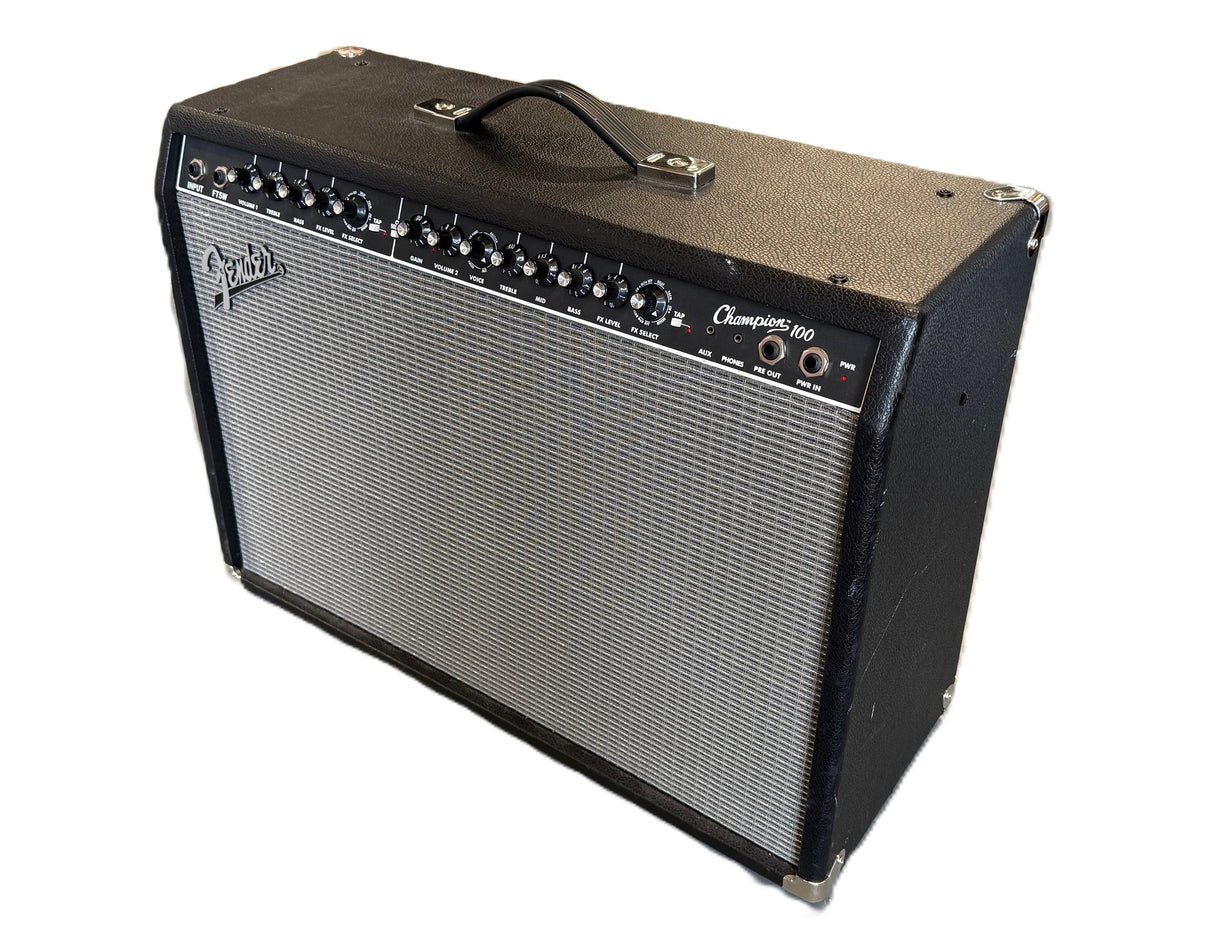 Fender Champion 100 (100W) Combo