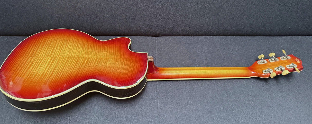 Hofner Club 60 Sunburst 1959