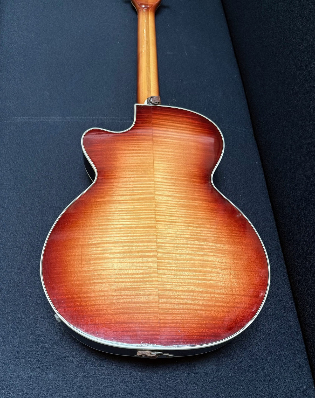 Hofner Club 60 Sunburst 1959