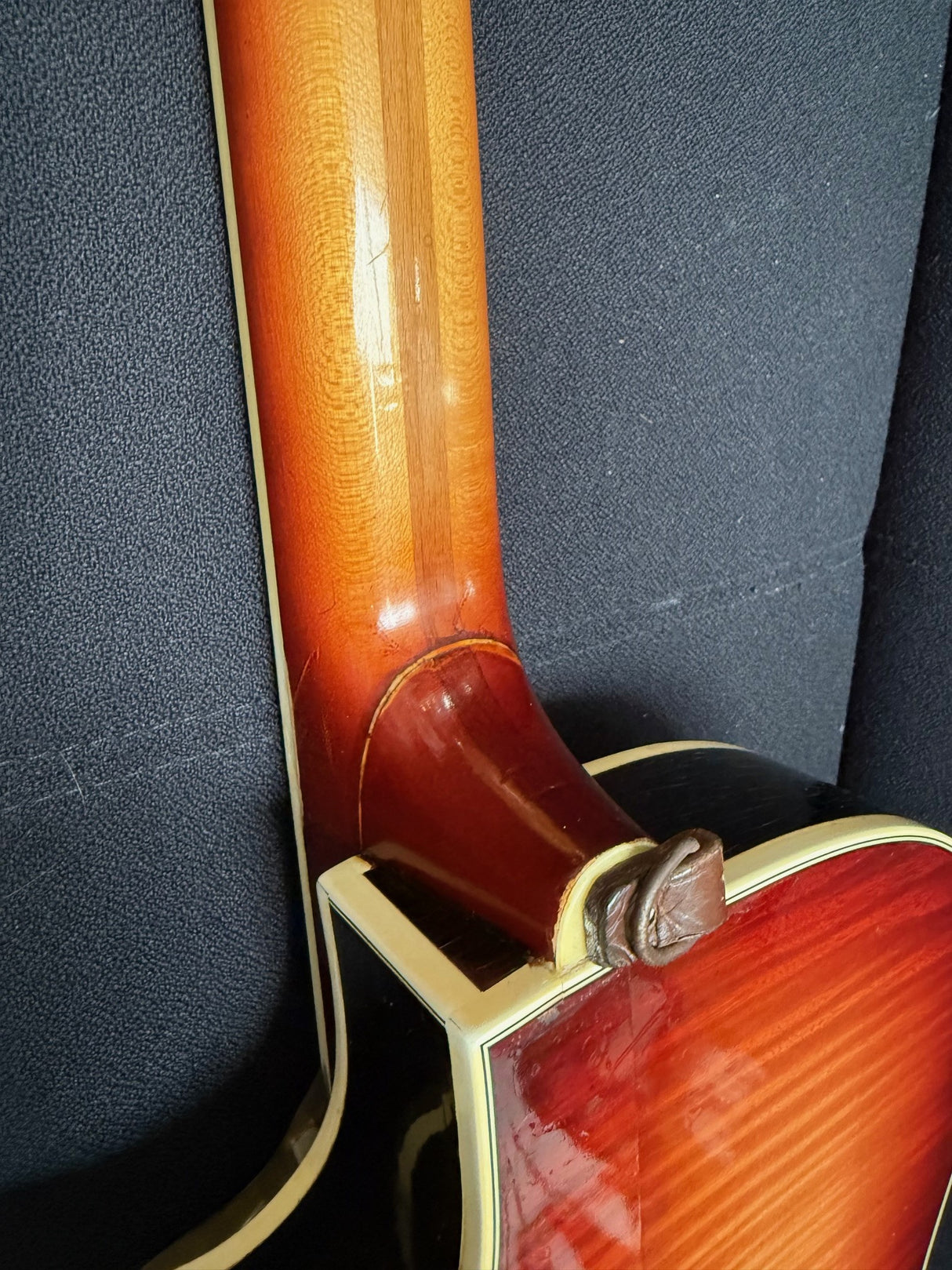 Hofner Club 60 Sunburst 1959