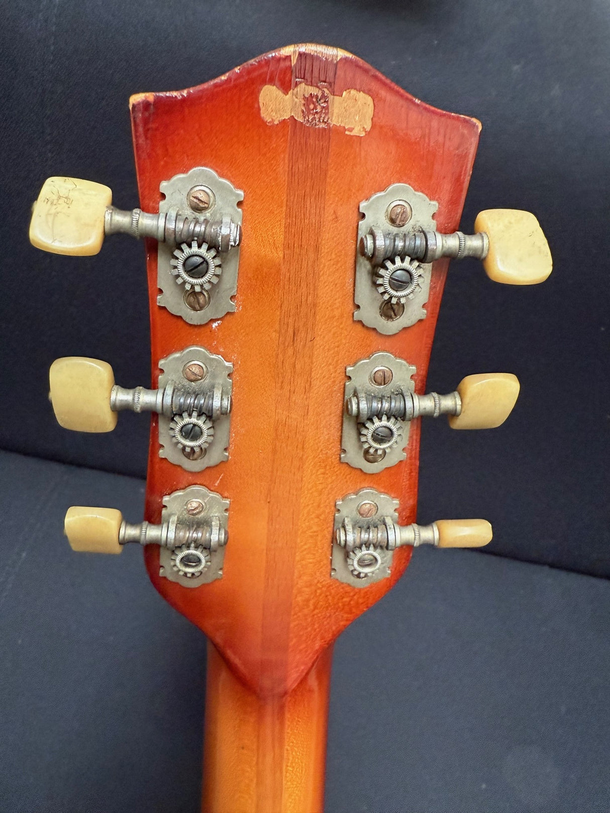 Hofner Club 60 Sunburst 1959