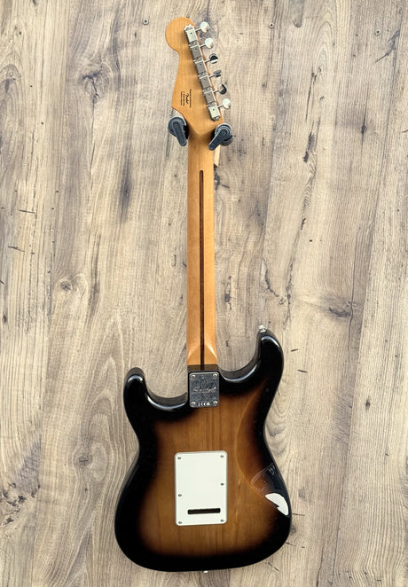 Squier Classic Vibe Strat 60s 3 Tone Sunburst 2023