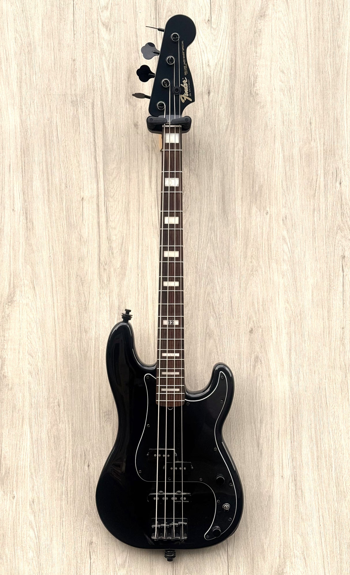 Fender Duff McKagan Deluxe Precision Bass RW Black 2020