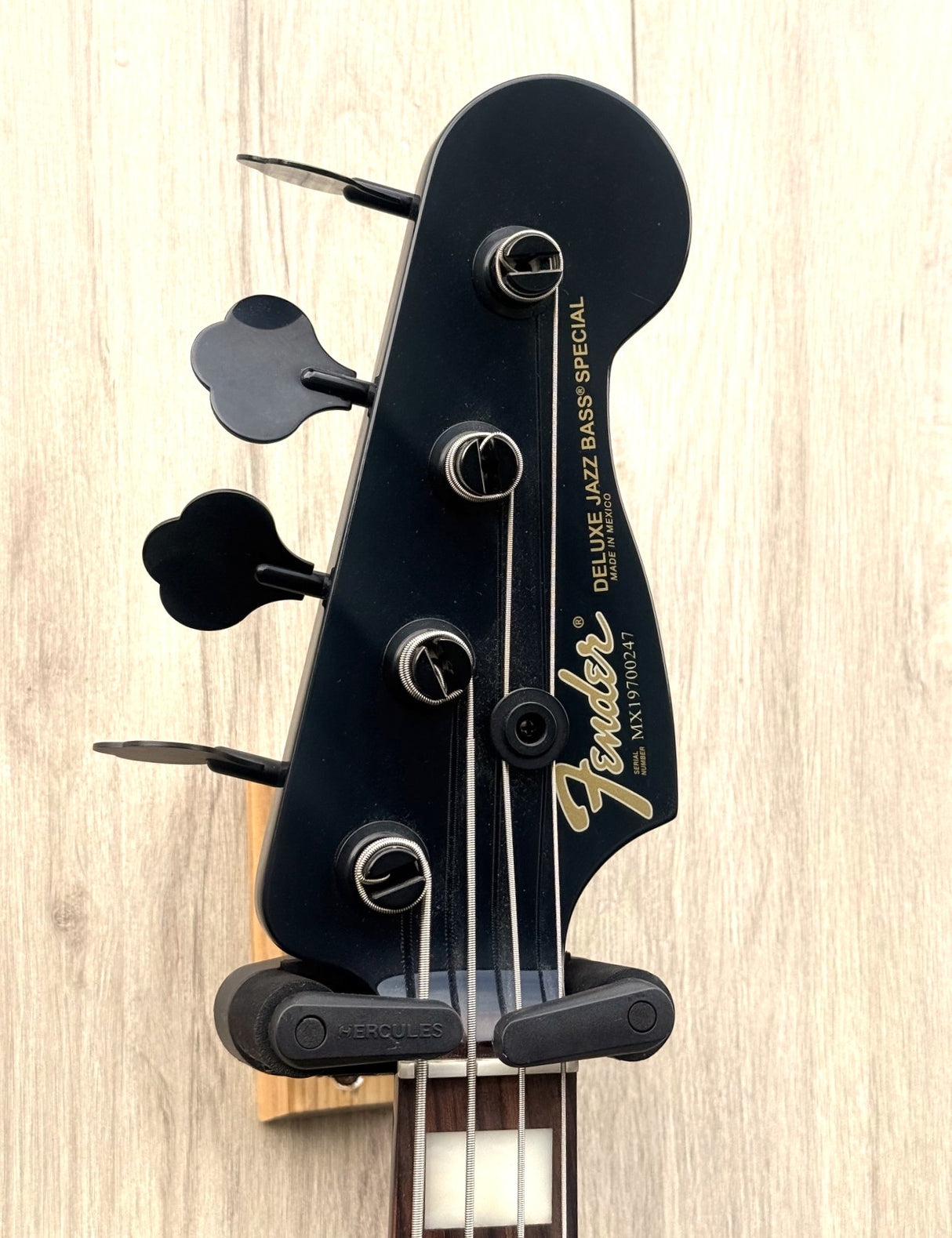 Fender Duff McKagan Deluxe Precision Bass RW Black 2020