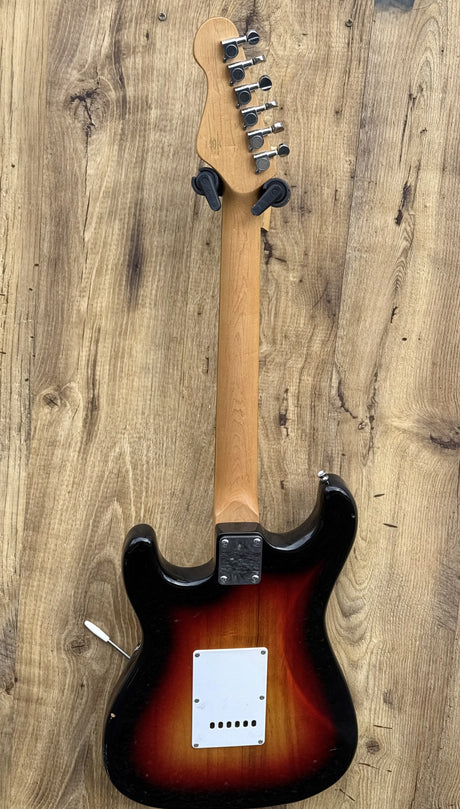 Encore E6 Electric Guitar - 3 Tone Sunburst