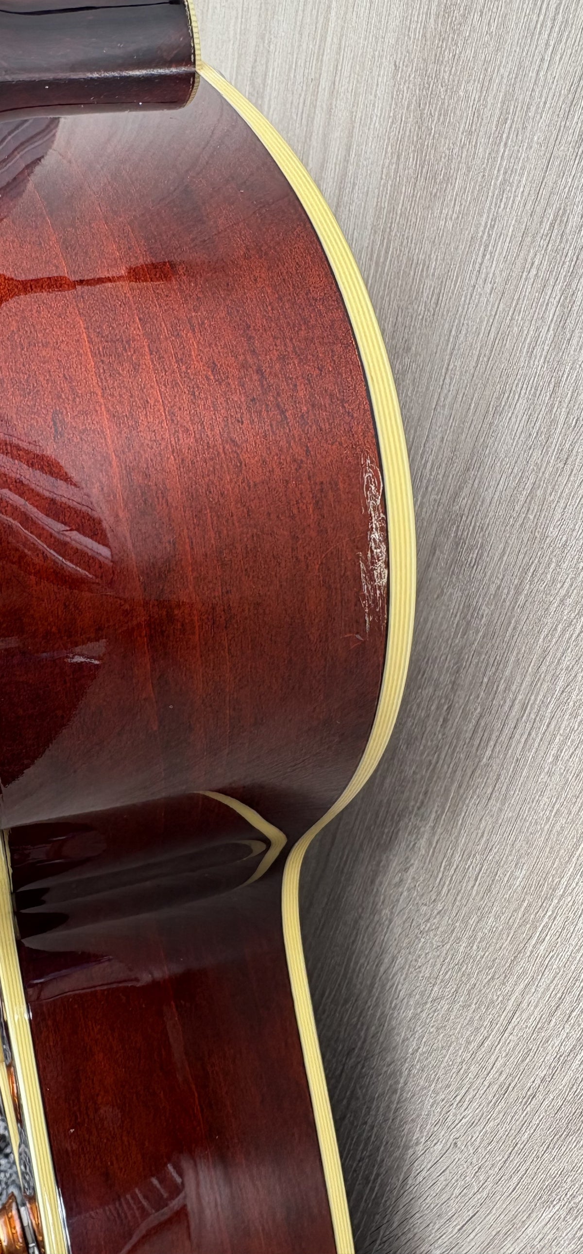 Eastman AR405E Honey Amber 2016 With Hard Case