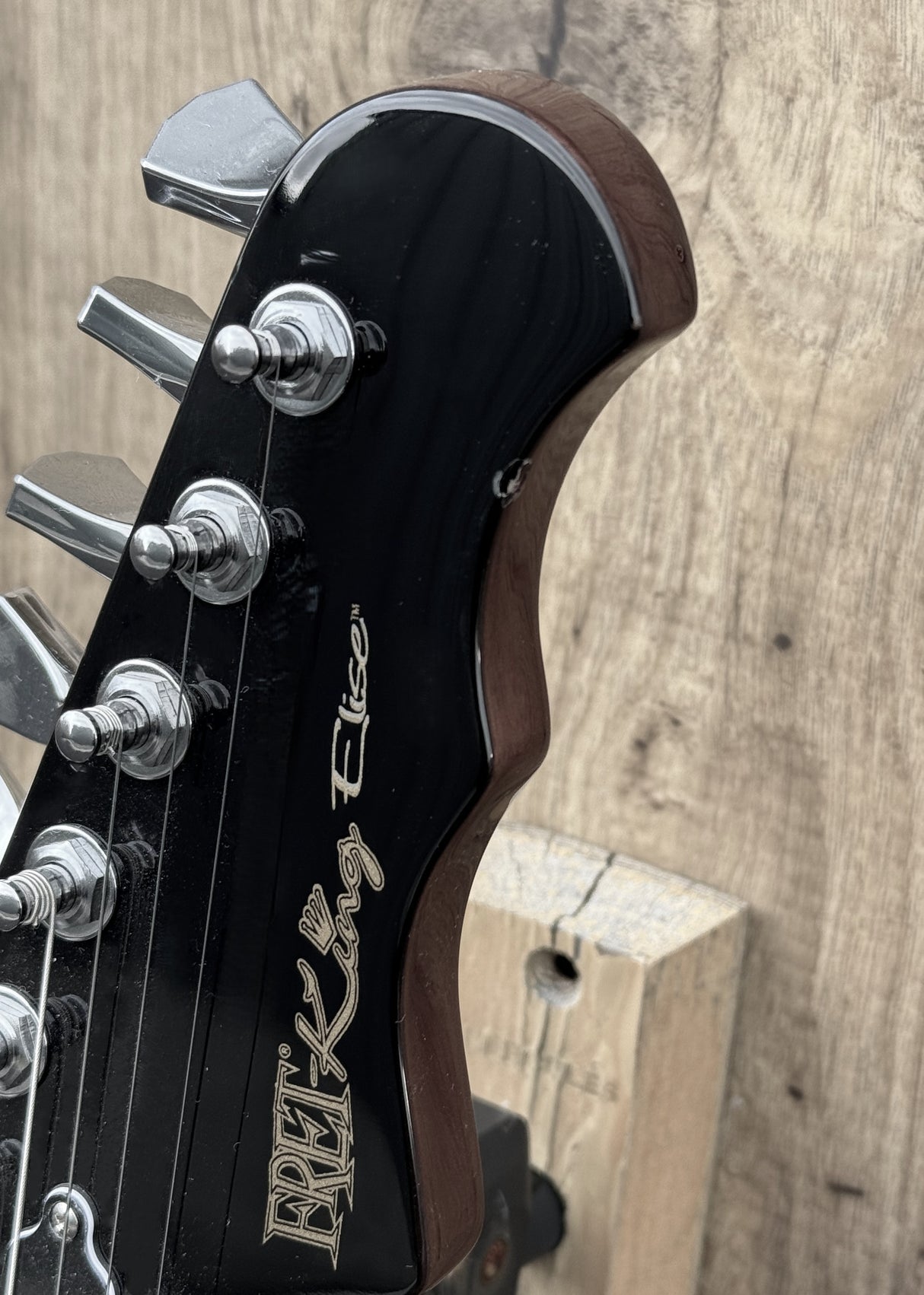 Fret-King Elise Custom Walnut 2025