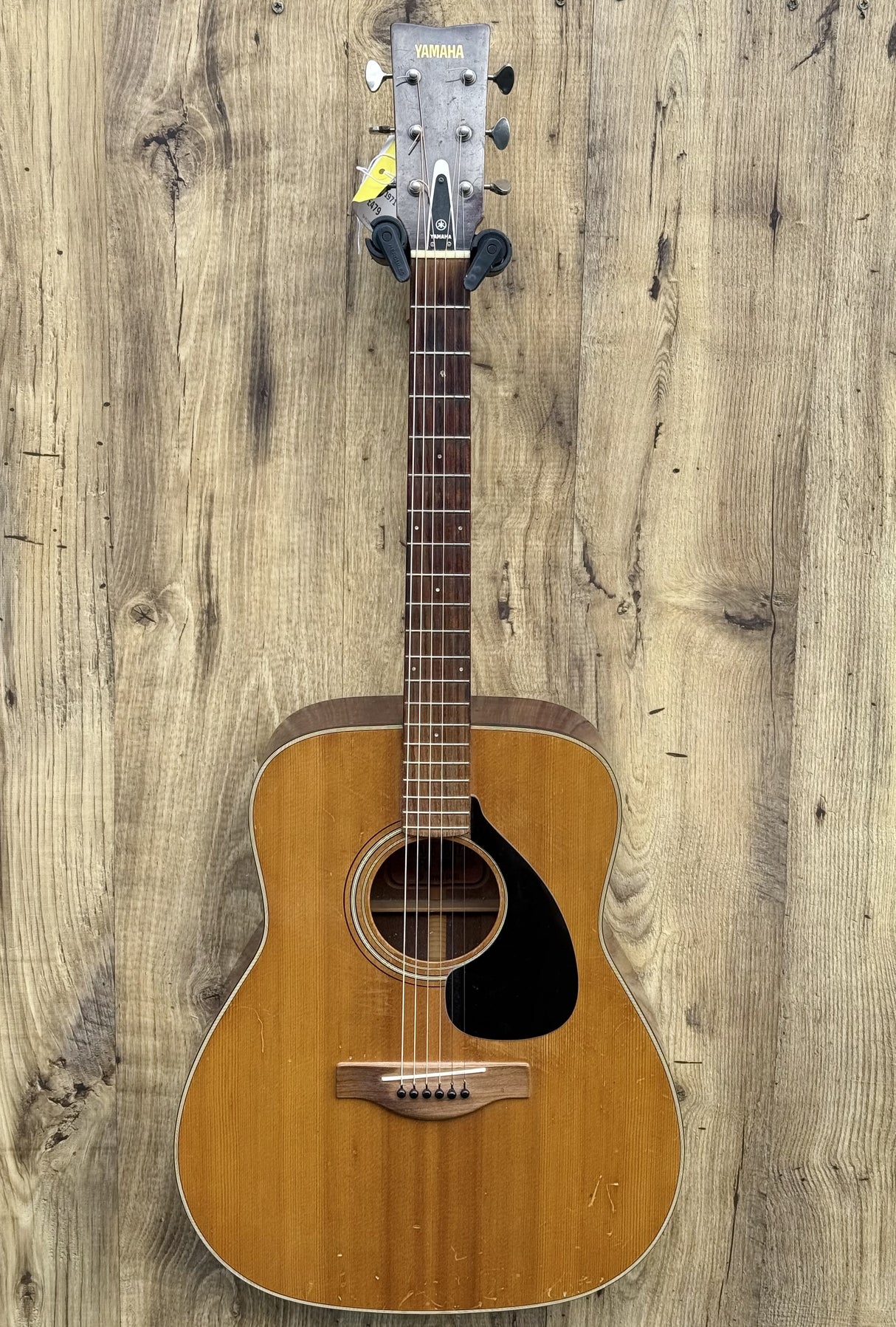 Yamaha FG-180 Folk Guitar 1971