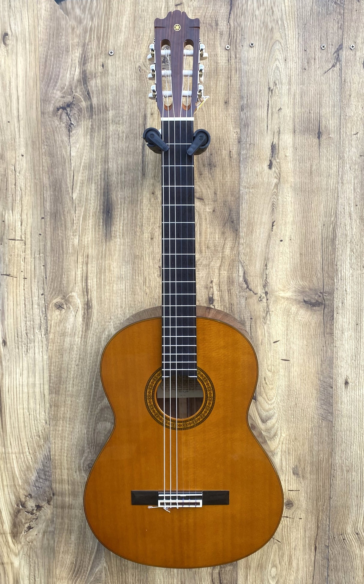 Yamaha G235 Classical