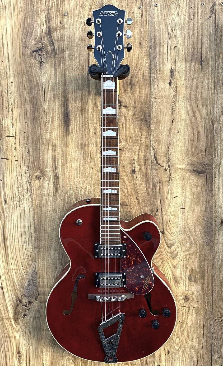 Gretsch G2420 Streamliner Hollow Body Walnut Stain