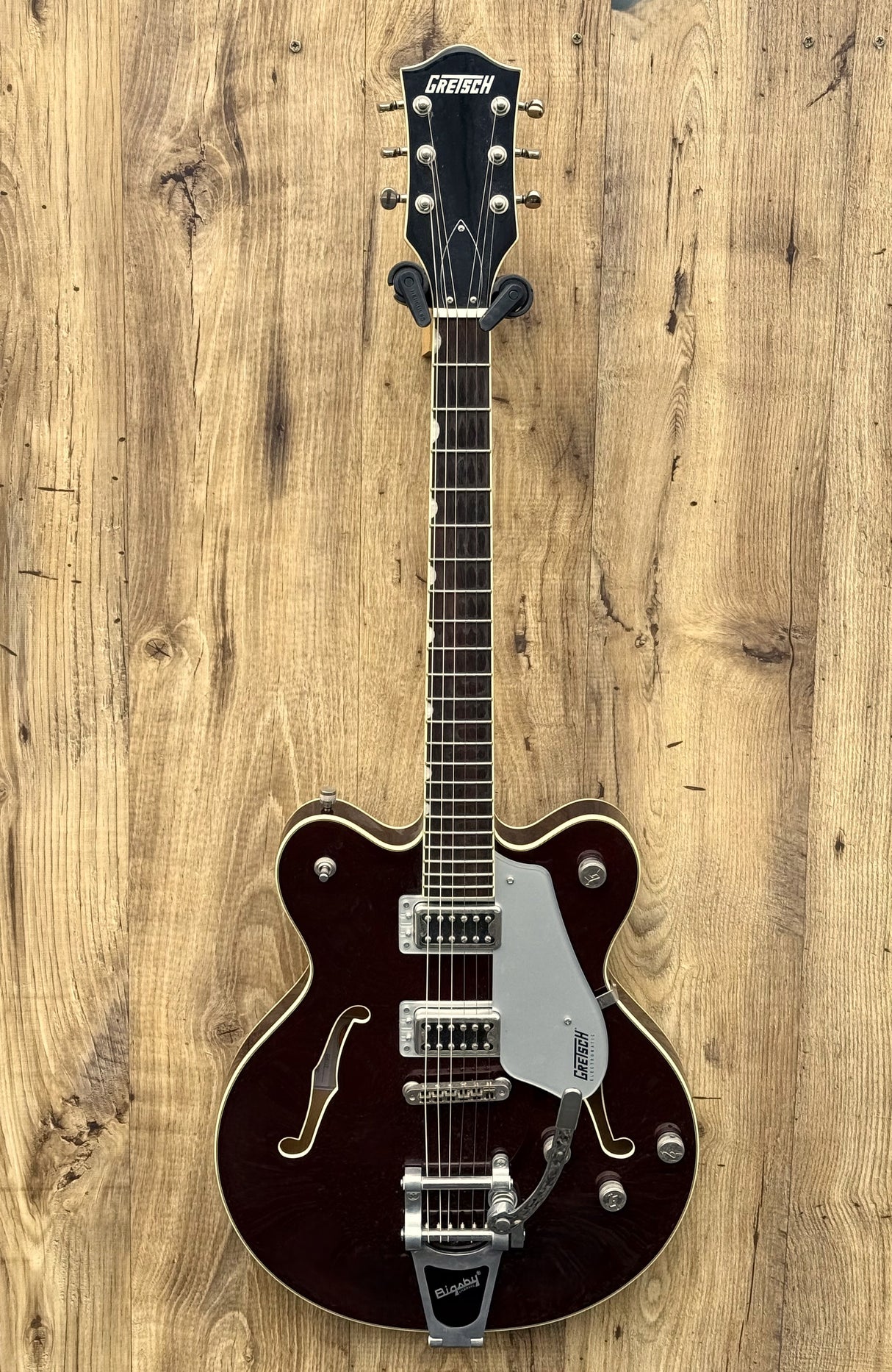 Gretsch G5622T Electromatic Center Block Double-Cut with Bigsby Dark Cherry Metallic