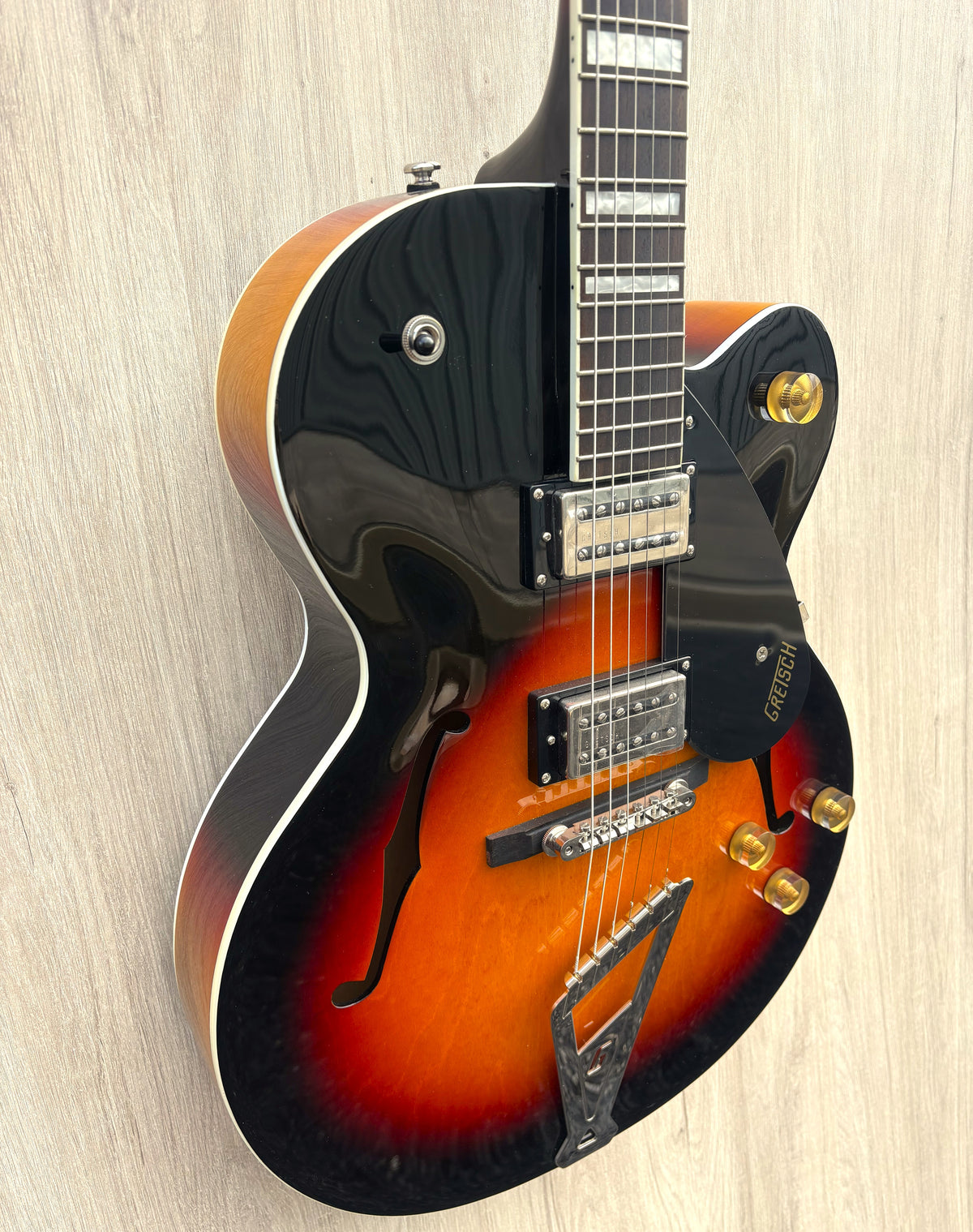 Gretsch G2420 Streamliner Hollow Body with Chromatic II Aged Brooklyn Burst