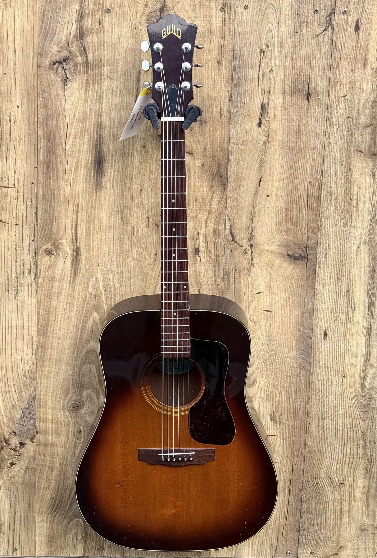 Guild D25 SBA Sunburst 1980