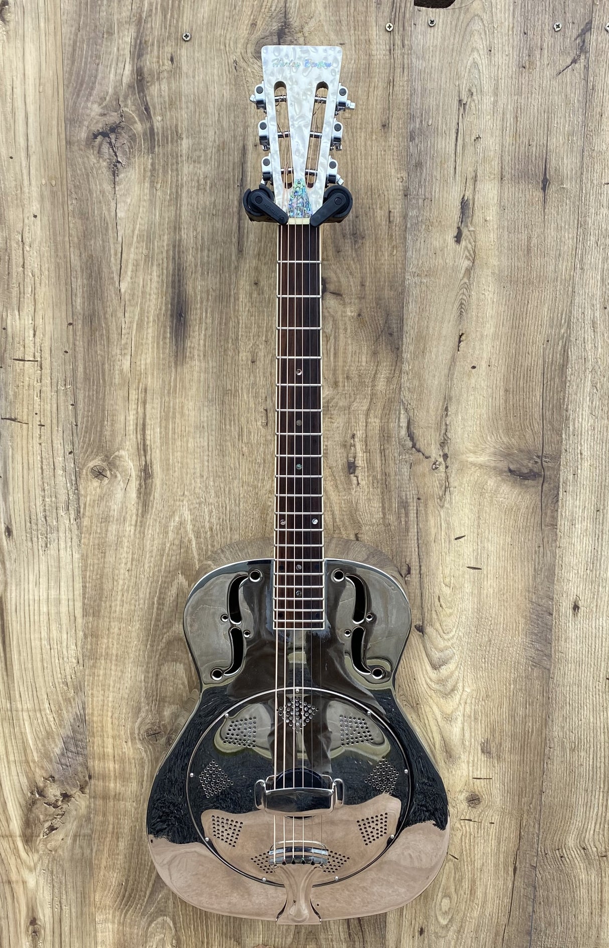 Harley Benton Custom Line Chrome Resonator