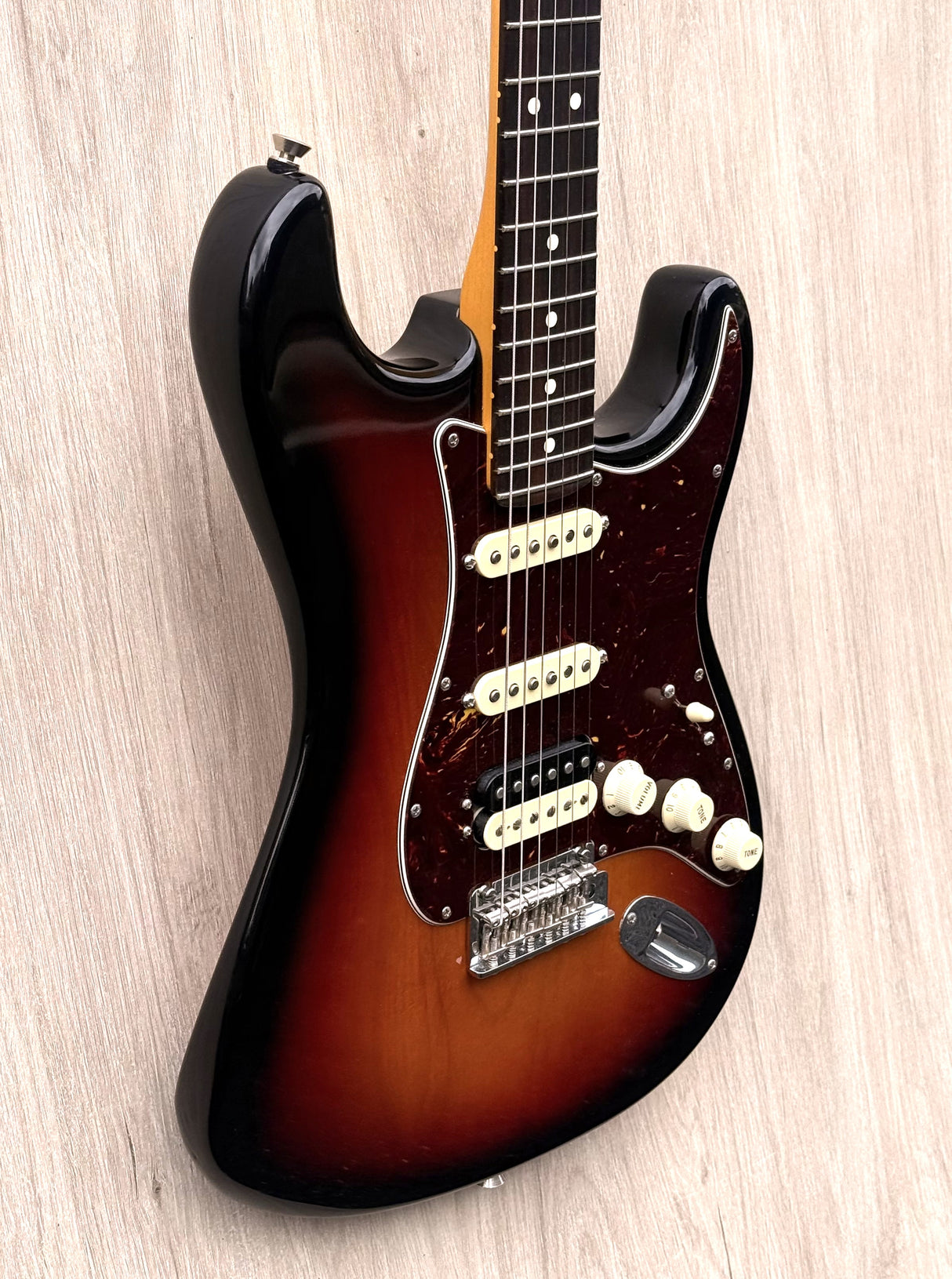 Fender American Professional II Stratocaster HSS RW 3-Colour Sunburst 2022