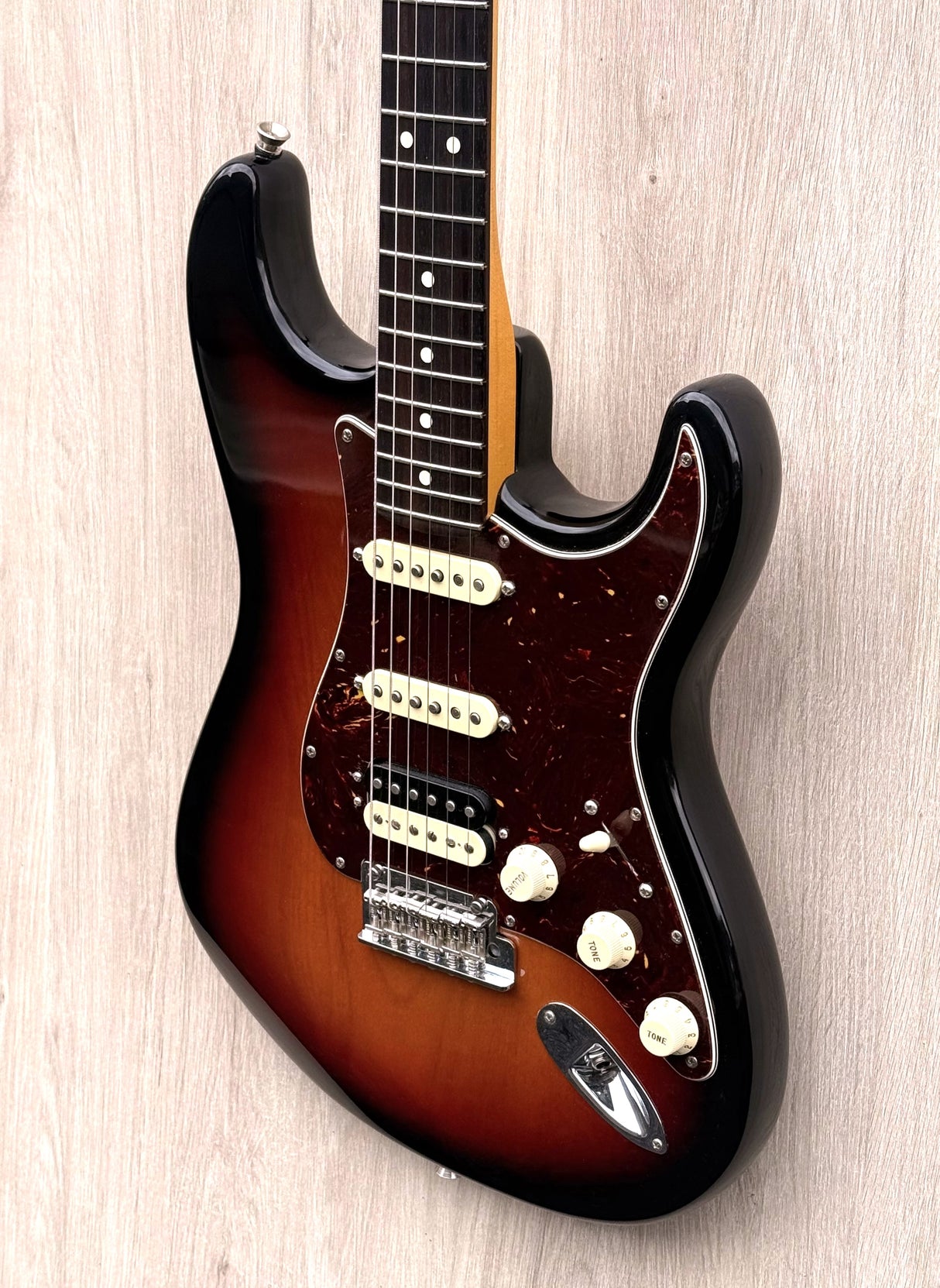 Fender American Professional II Stratocaster HSS RW 3-Colour Sunburst 2022
