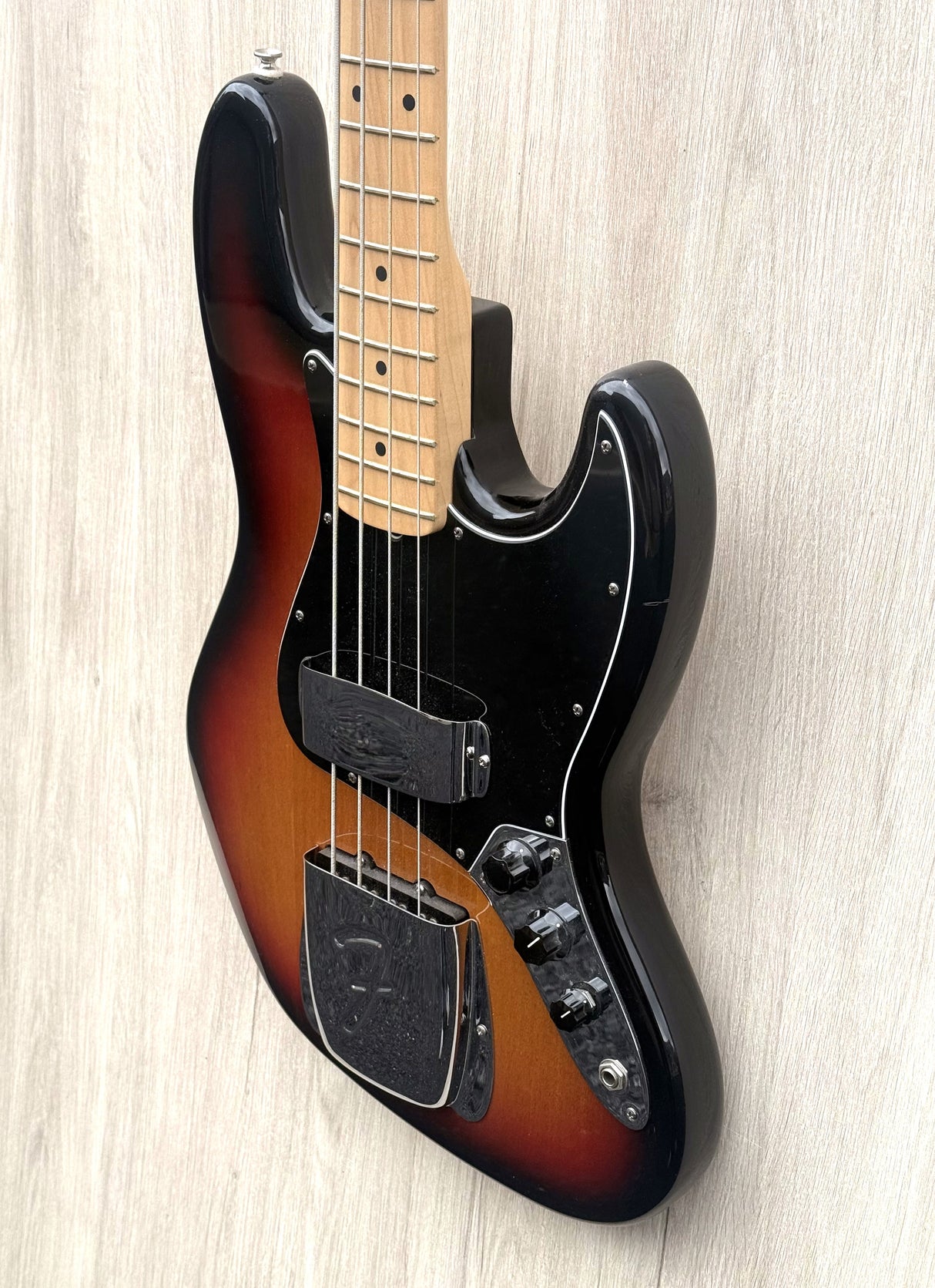 Fender American Series Jazz Bass 3 Colour Sunburst 2007