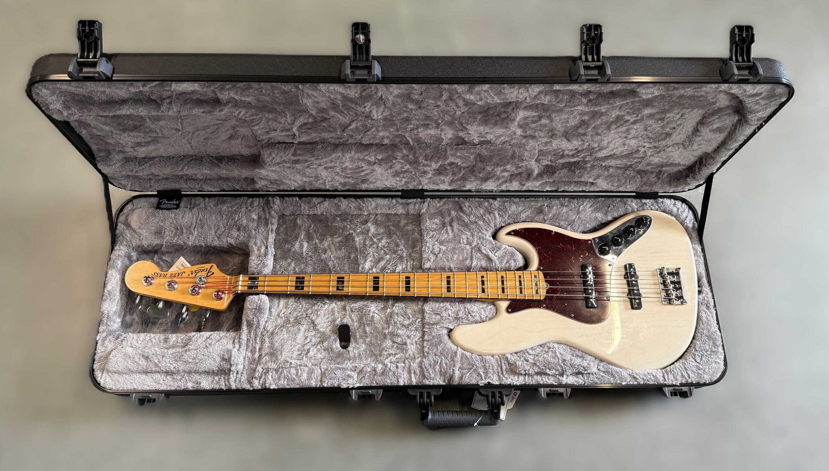 Fender American Deluxe Jazz Bass 2014 White Blonde – Reidys Home