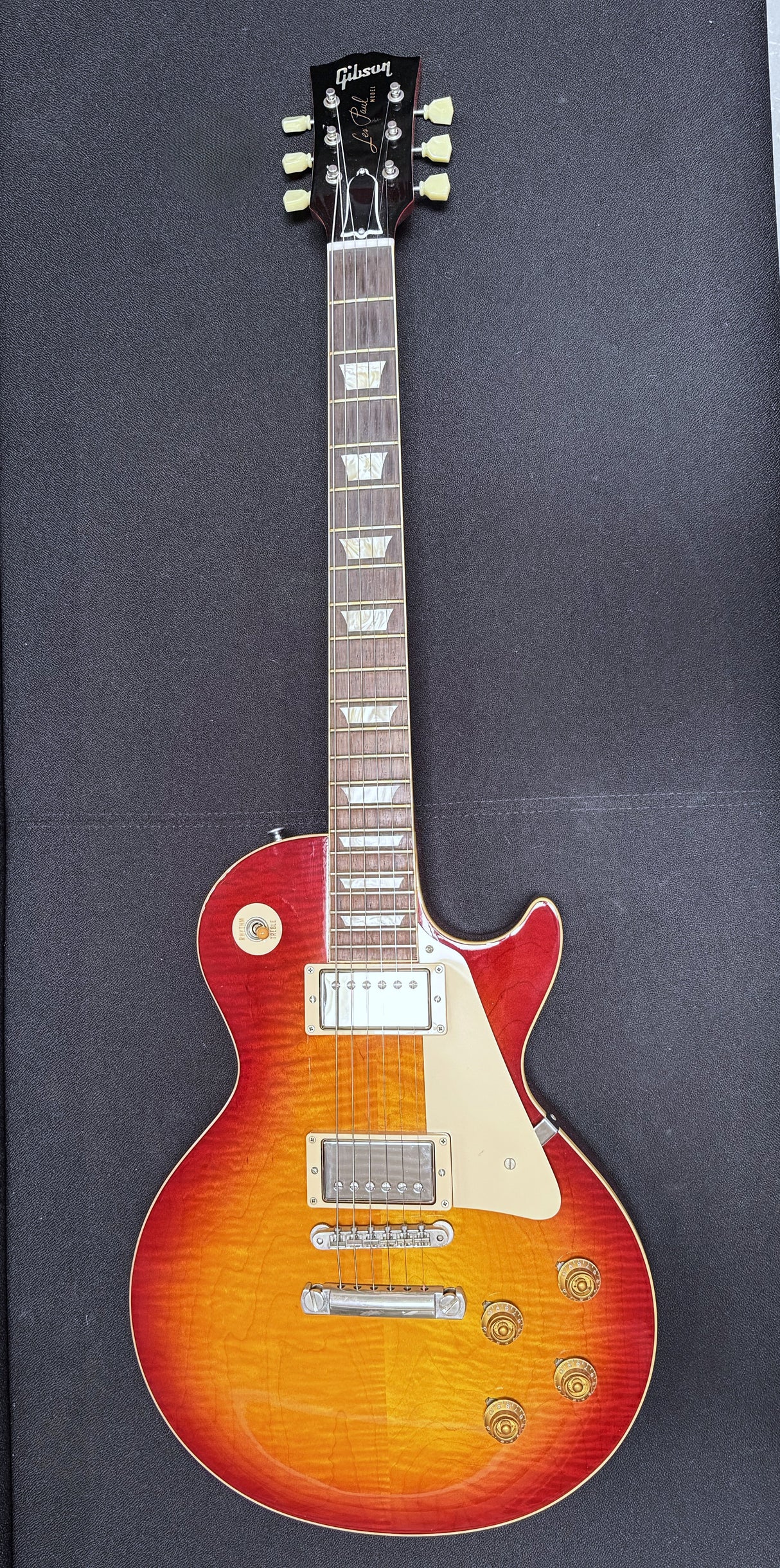 Gibson Custom Shop 1960 Les Paul Standard 50th Anniversary 2010 Reissue Aged Heritage Cherry Sunburst