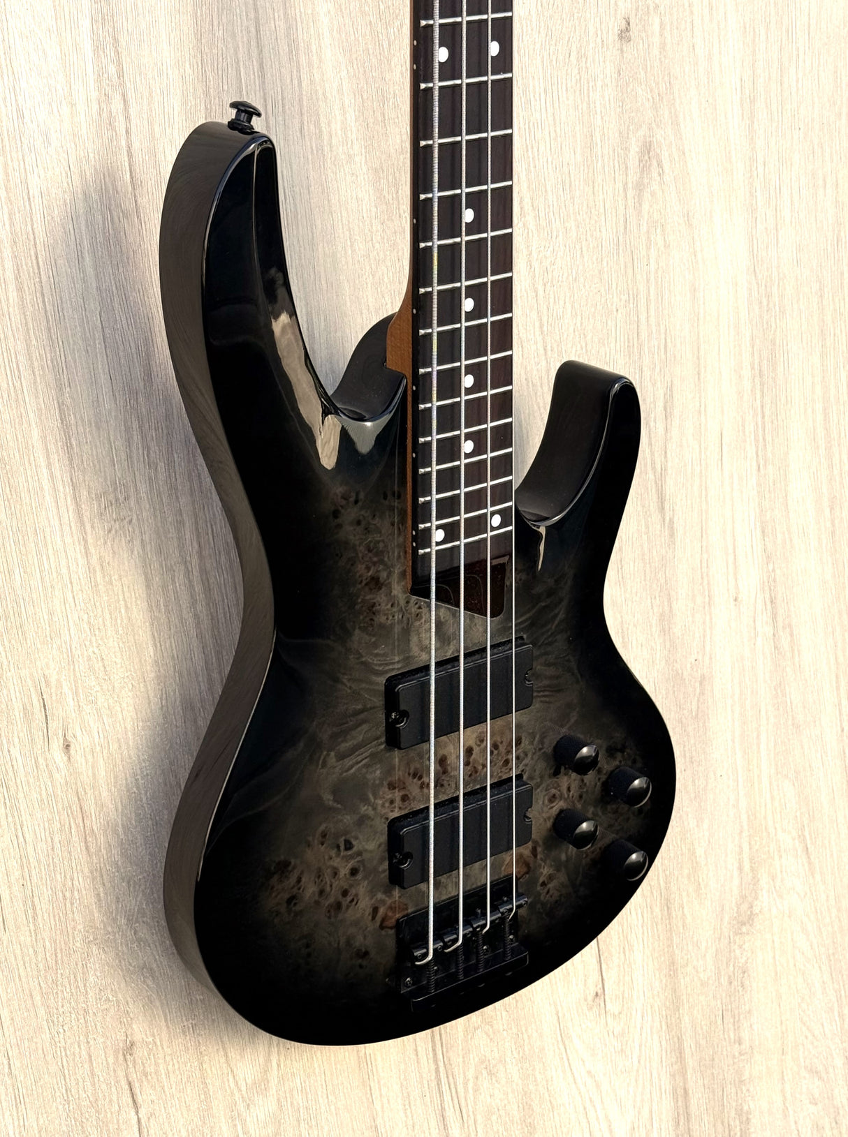 ESP LTD B204DX Black Burst 2026