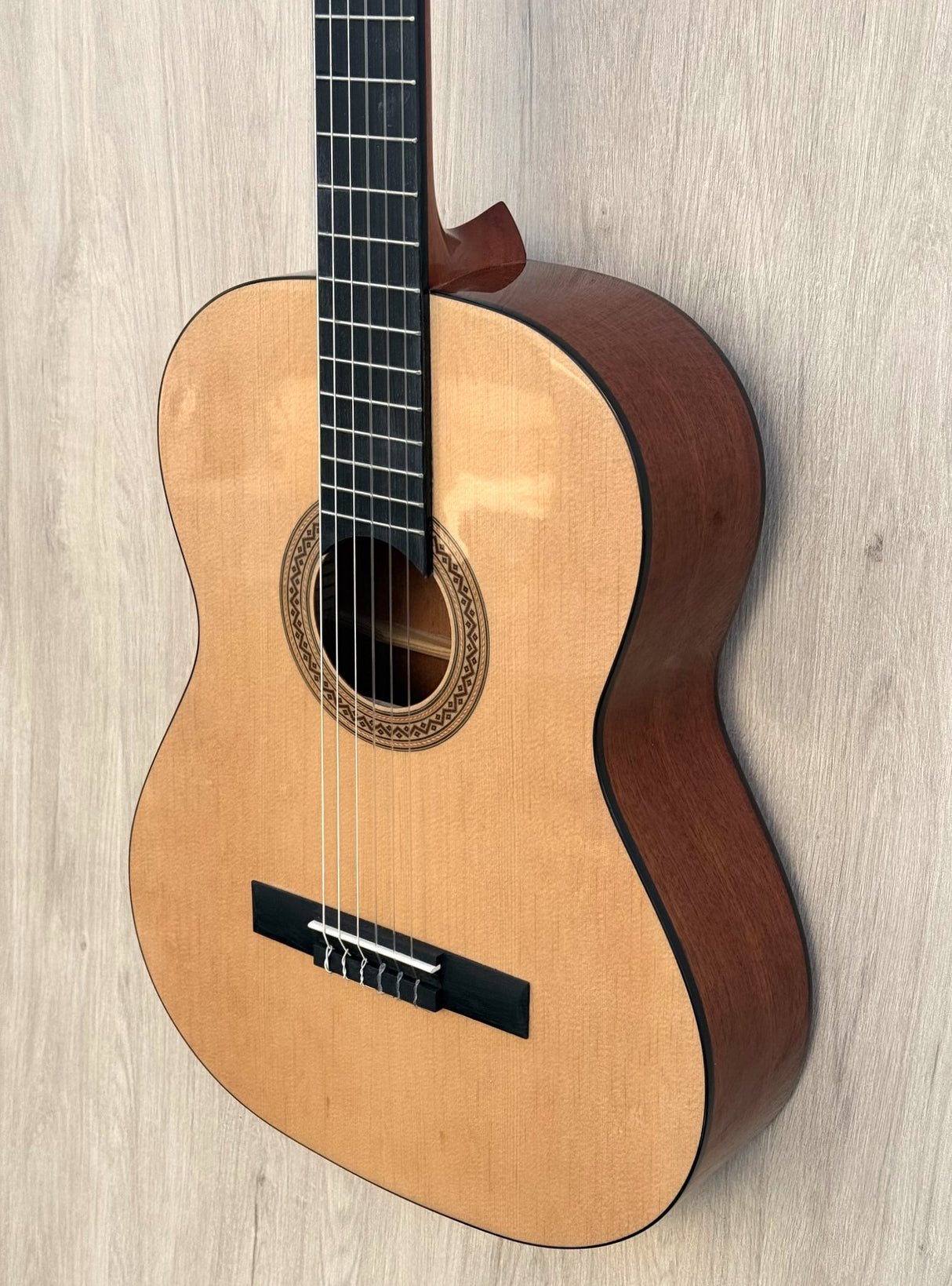 Vintage Nylon Classical Natural 4/4