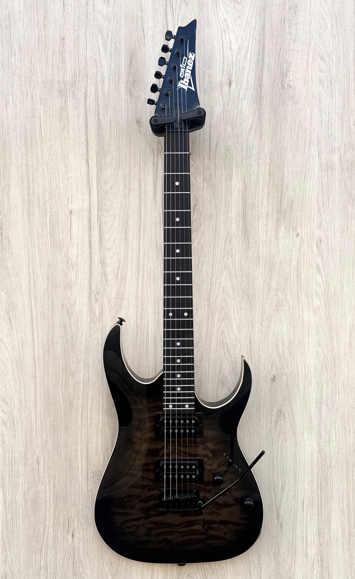 Ibanez GRGA120QA Black Sunburst