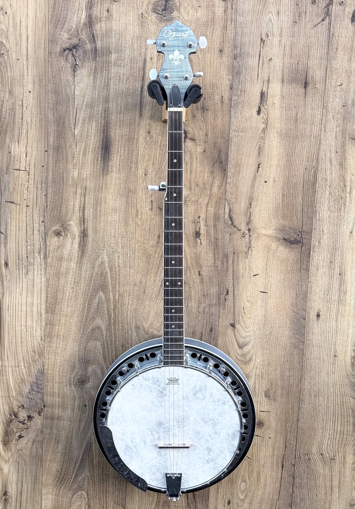 Ozark 2306G 5 String Banjo Transparent Blue Finish