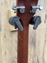 Breedlove Passport OM/MMe Parlour Guitar