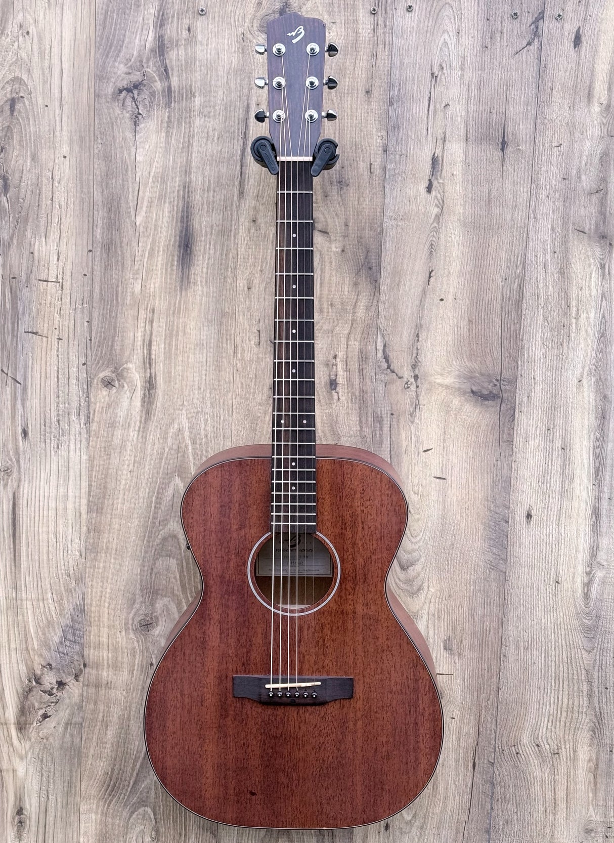 Breedlove Passport OM/MMe Parlour Guitar