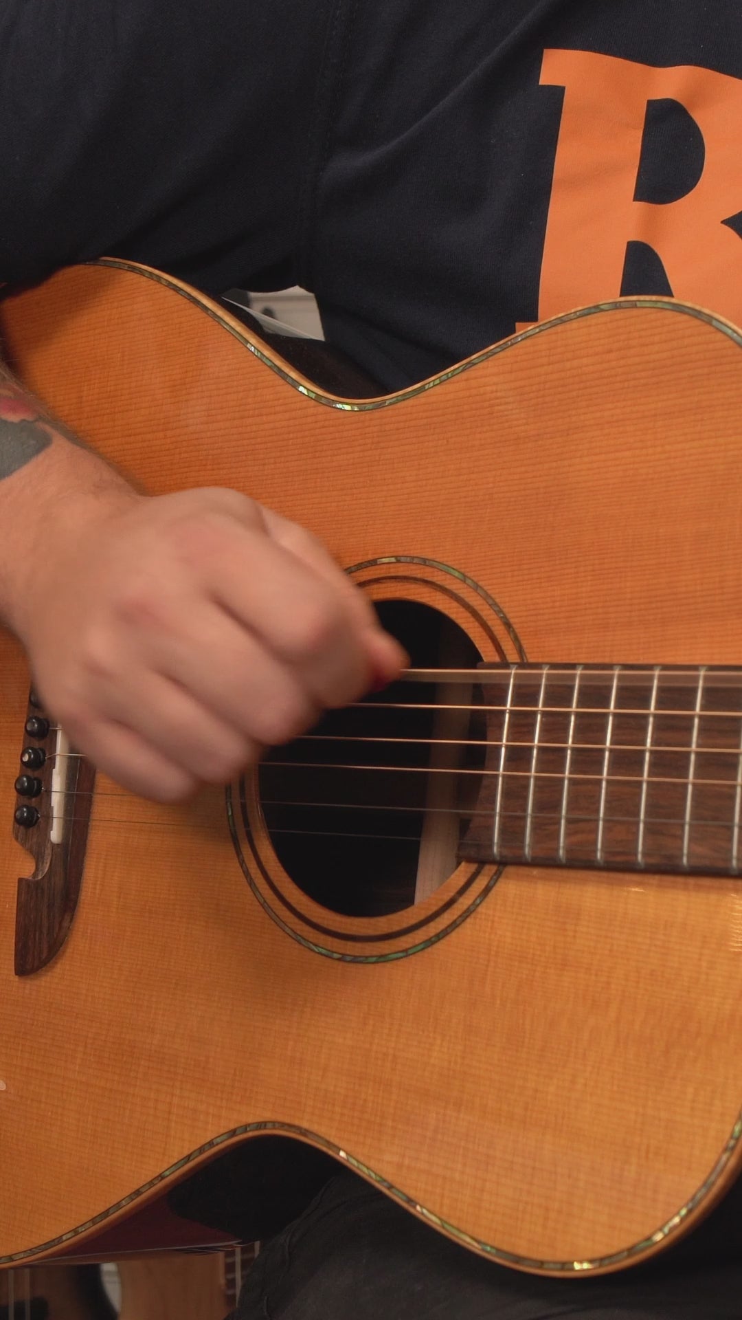 Alvarez MFA70 Masterworks Folk OM Acoustic