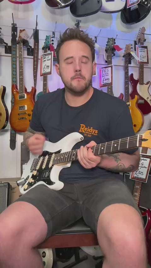 Fender Player II Stratocaster RW Polar White