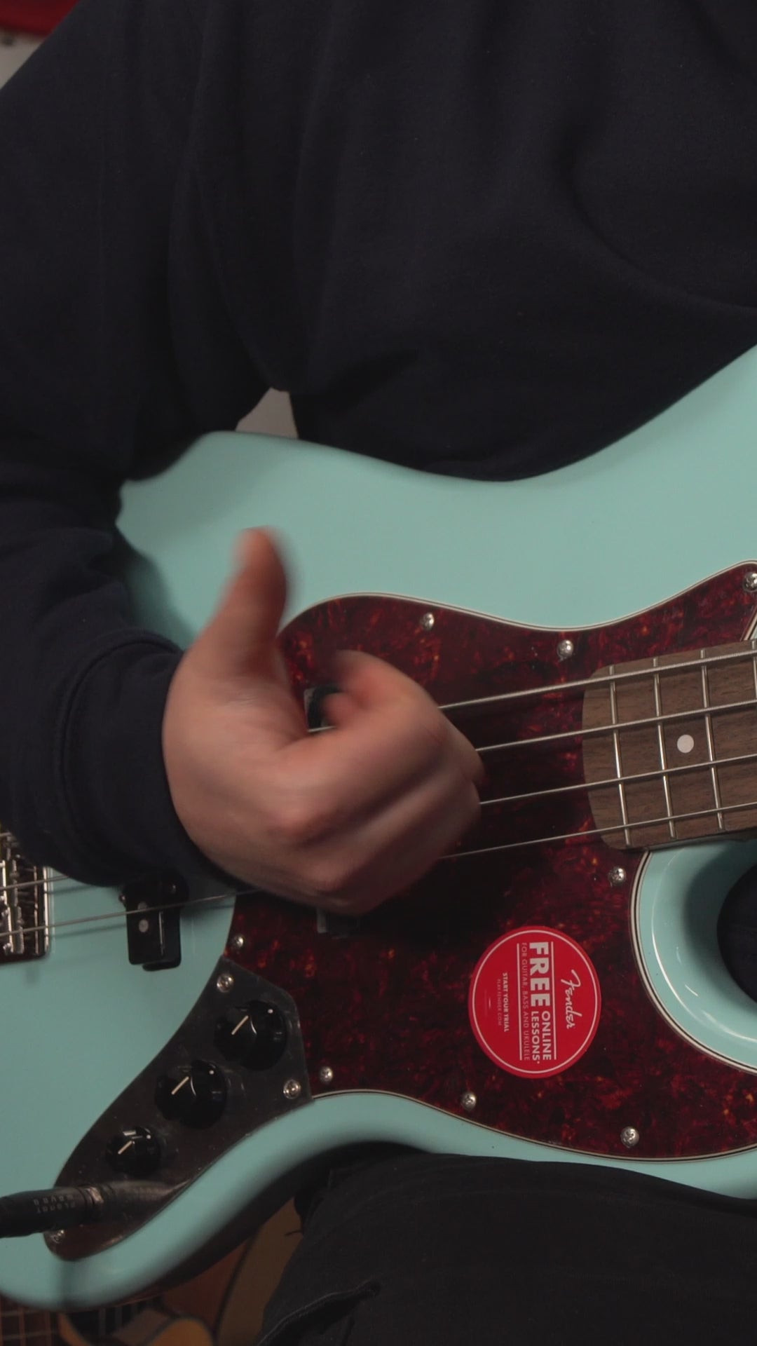 Squier Classic Vibe 60s Jazz Bass Daphne Blue