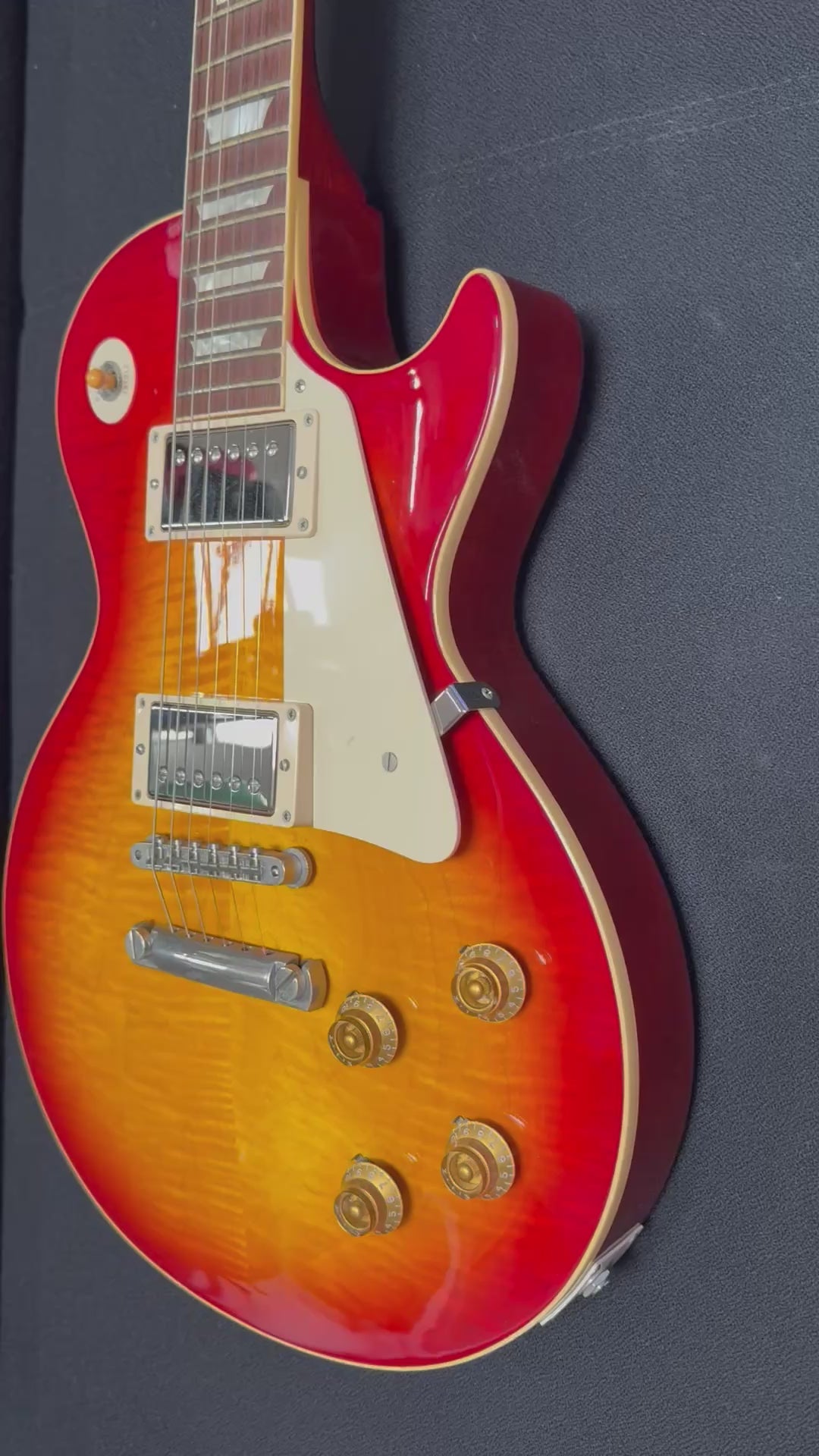 Gibson Custom Shop 1960 Les Paul Standard 50th Anniversary 2010 Reissue Aged Heritage Cherry Sunburst