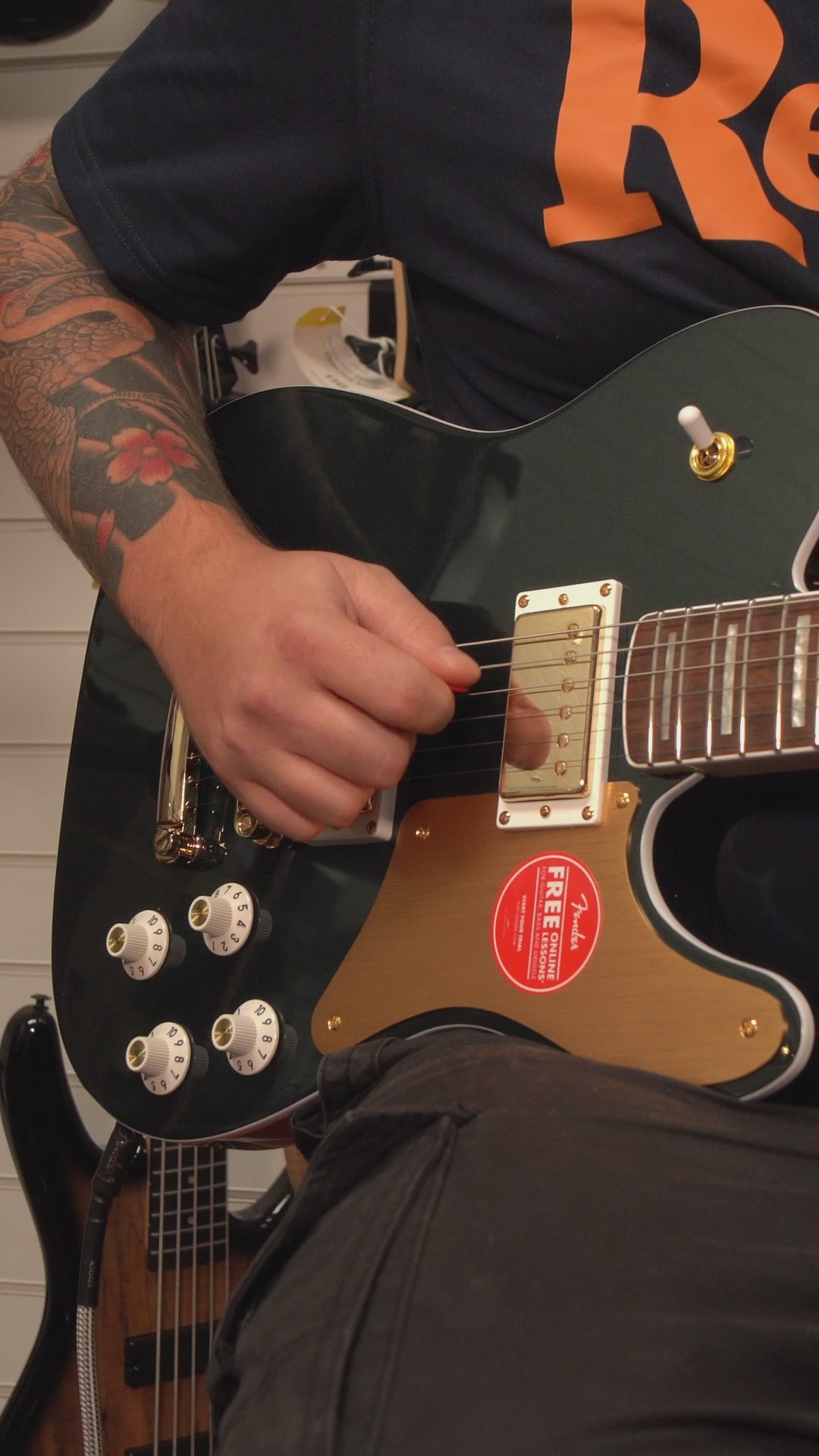 Squier FSR Limited Edition Paranormal Troublemaker Telecaster Deluxe Cadillac Green