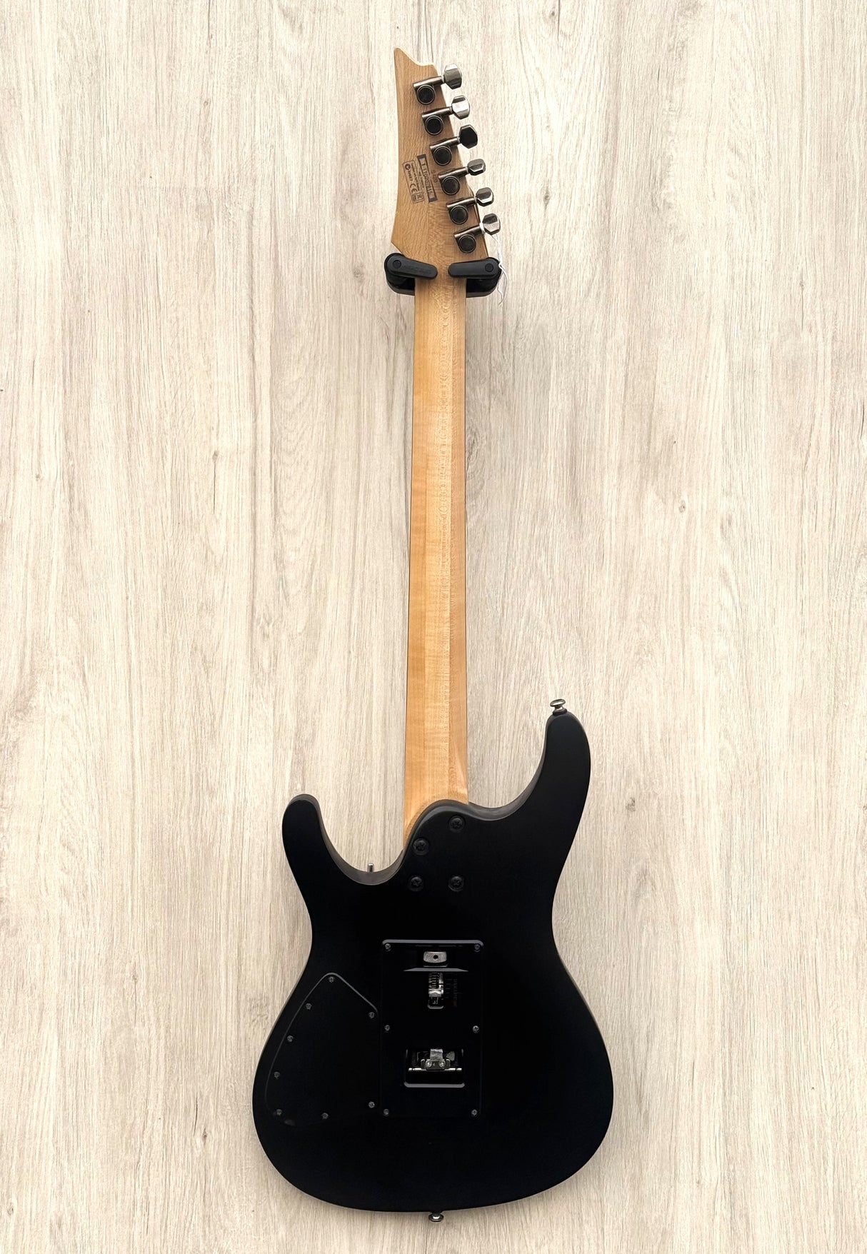 Ibanez S420-WK Weathered Black with Bare Knuckle Pickup