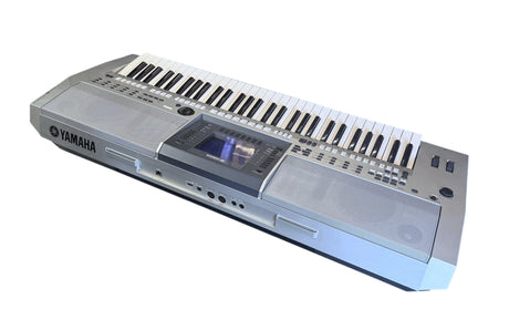 Yamaha PSR-S700 Workstation Keyboard