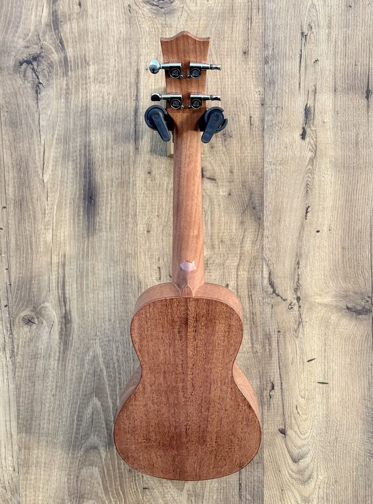 Snail SUC-M1 Mahogany Concert Ukulele
