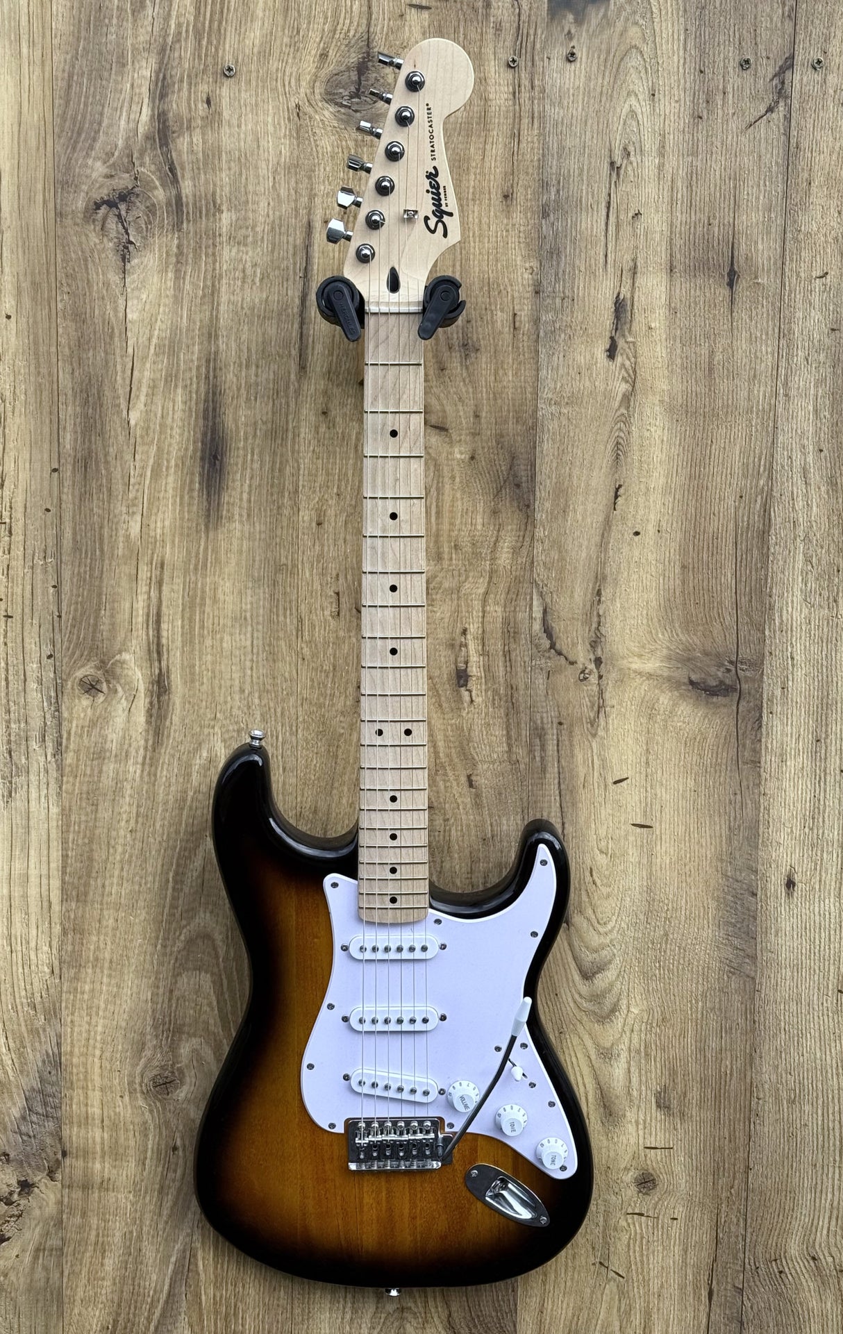 Squier Sonic Strat MN 2 Colour Sunburst 2024