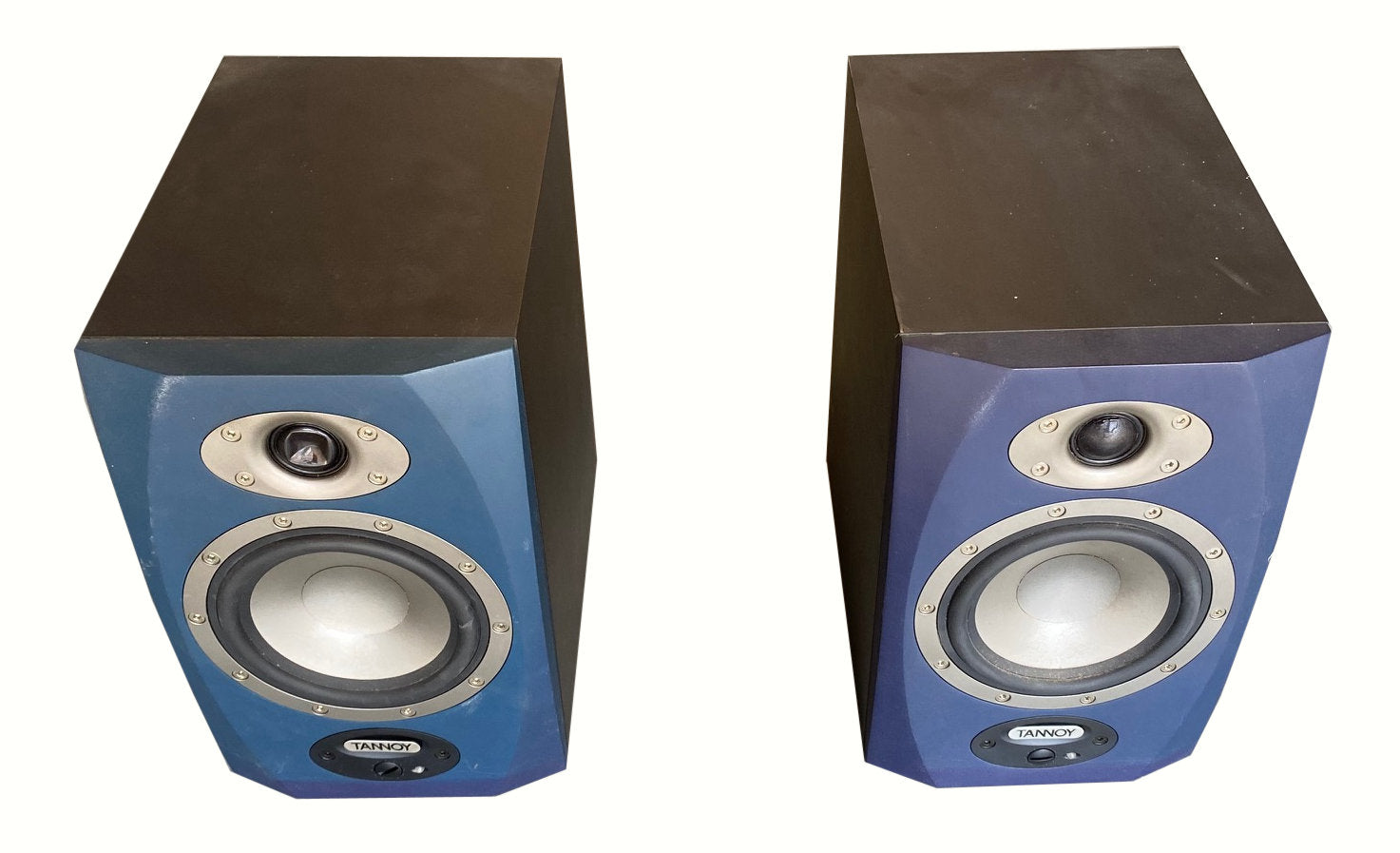 Tannoy active on sale powered speaker